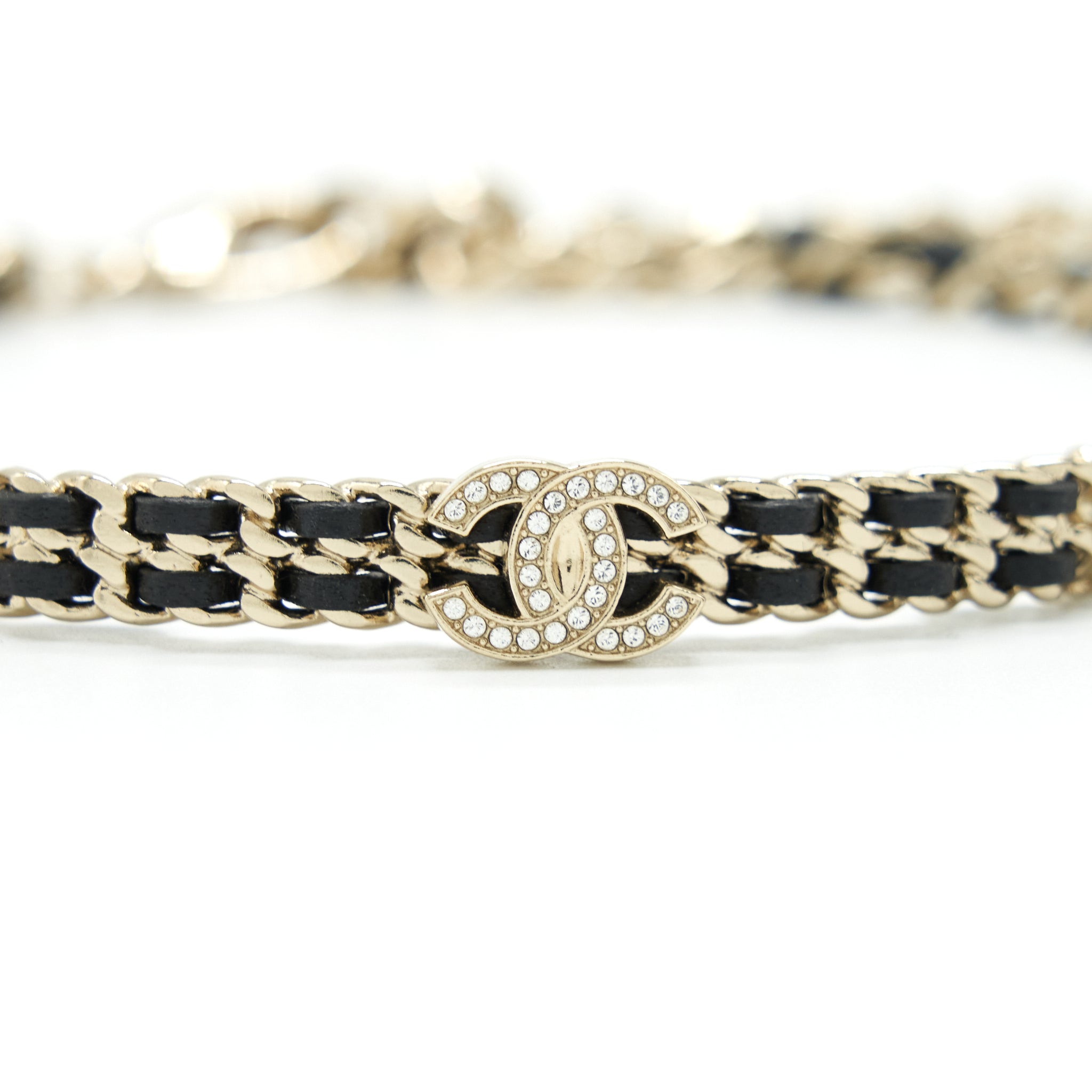 CHANEL CHAIN WITH SMALL CC LOGO CHOKER BLACK WITH LIGHT GOLD TONE