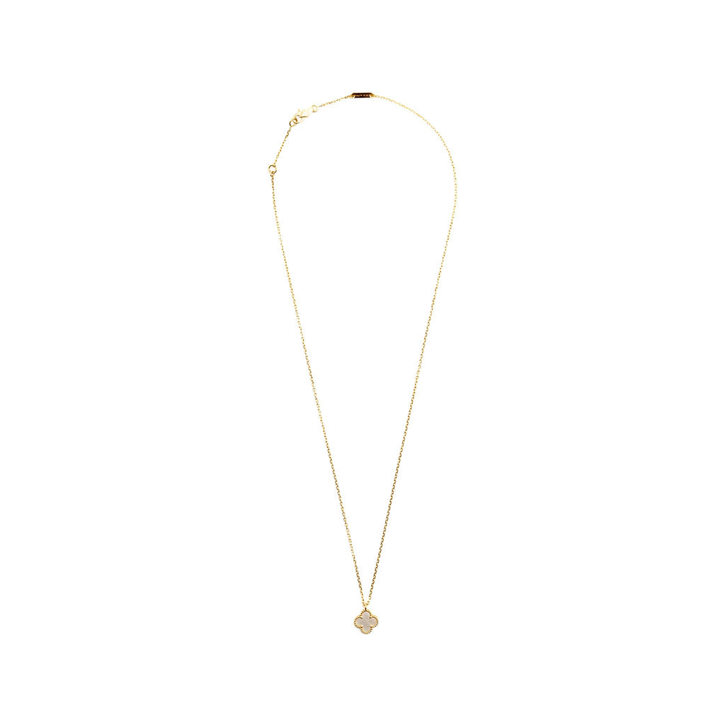 VAN CLEEF & ARPELS SWEET ALHAMBRA PENDANT YELLOW GOLD, WHITE MOTHER-OF-PEARL