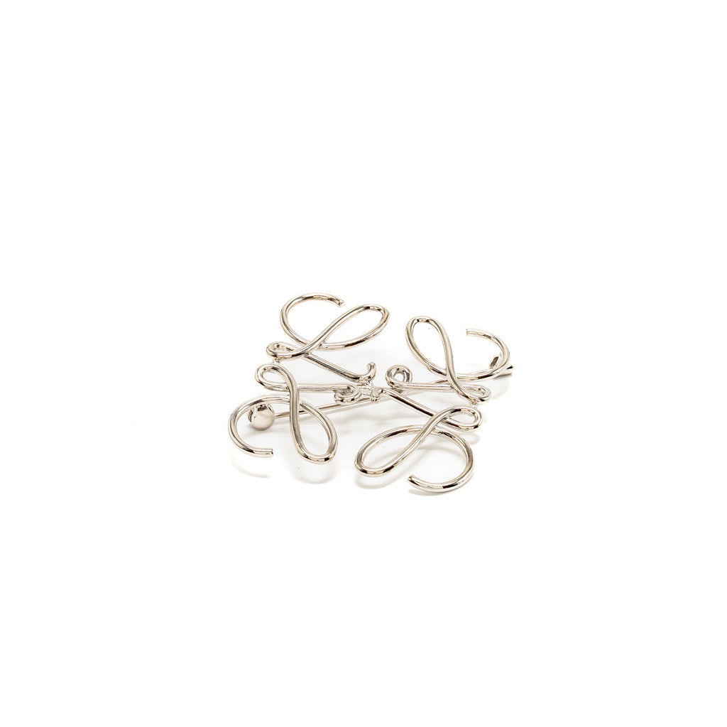 LOEWE ANAGRAM BROOCH SILVER TONE