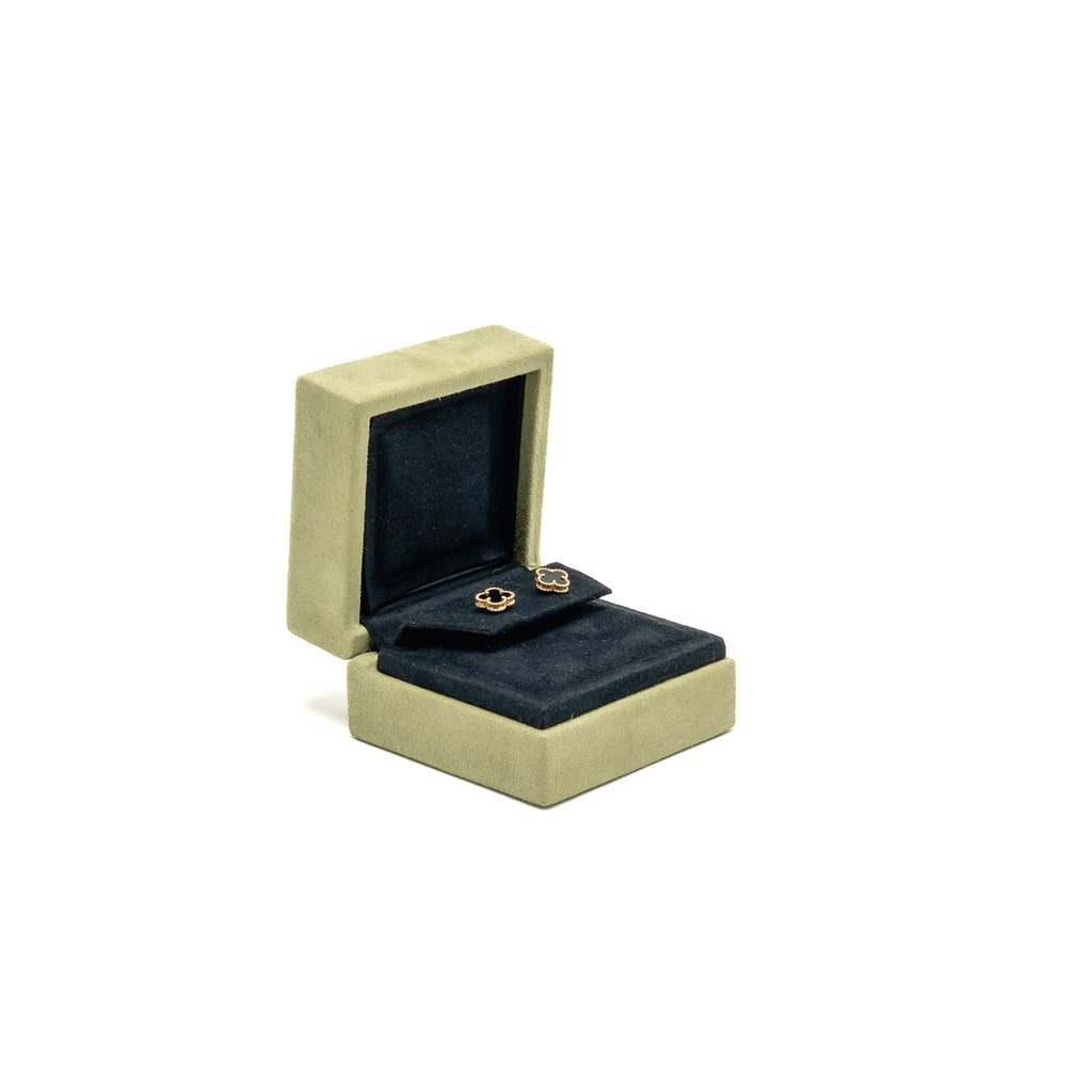 VAN CLEEF AND ARPELS SWEET ALHAMBRA EAR STUDS 18K YELLOW GOLD / ONYX