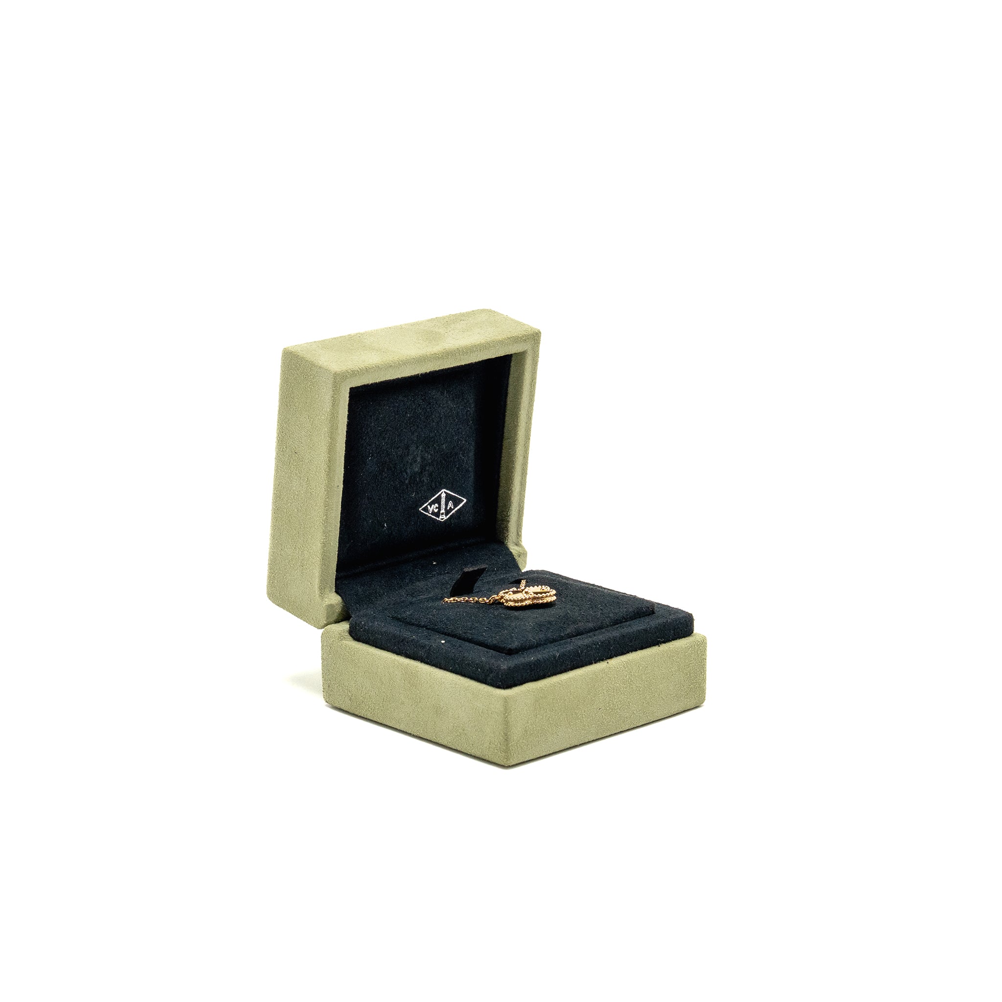 VAN CLEEF & ARPELS VINTAGE ALHAMBRA PENDANT YELLOW GOLD, GUILLOCHE