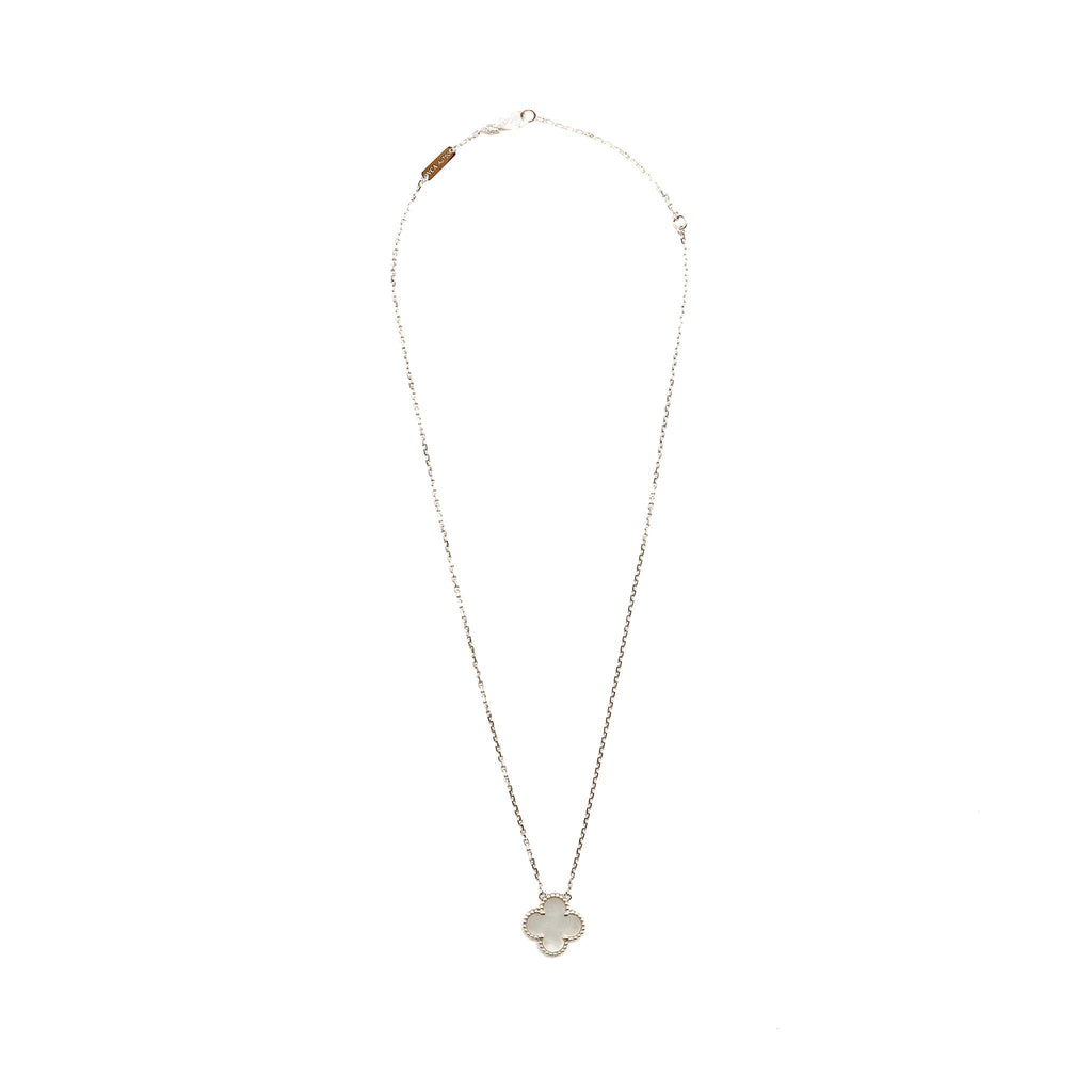 VAN CLEEF & ARPELS VINTAGE ALHAMBRA PENDANT, WHITE GOLD, WHITE MOTHER-OF-PEARL