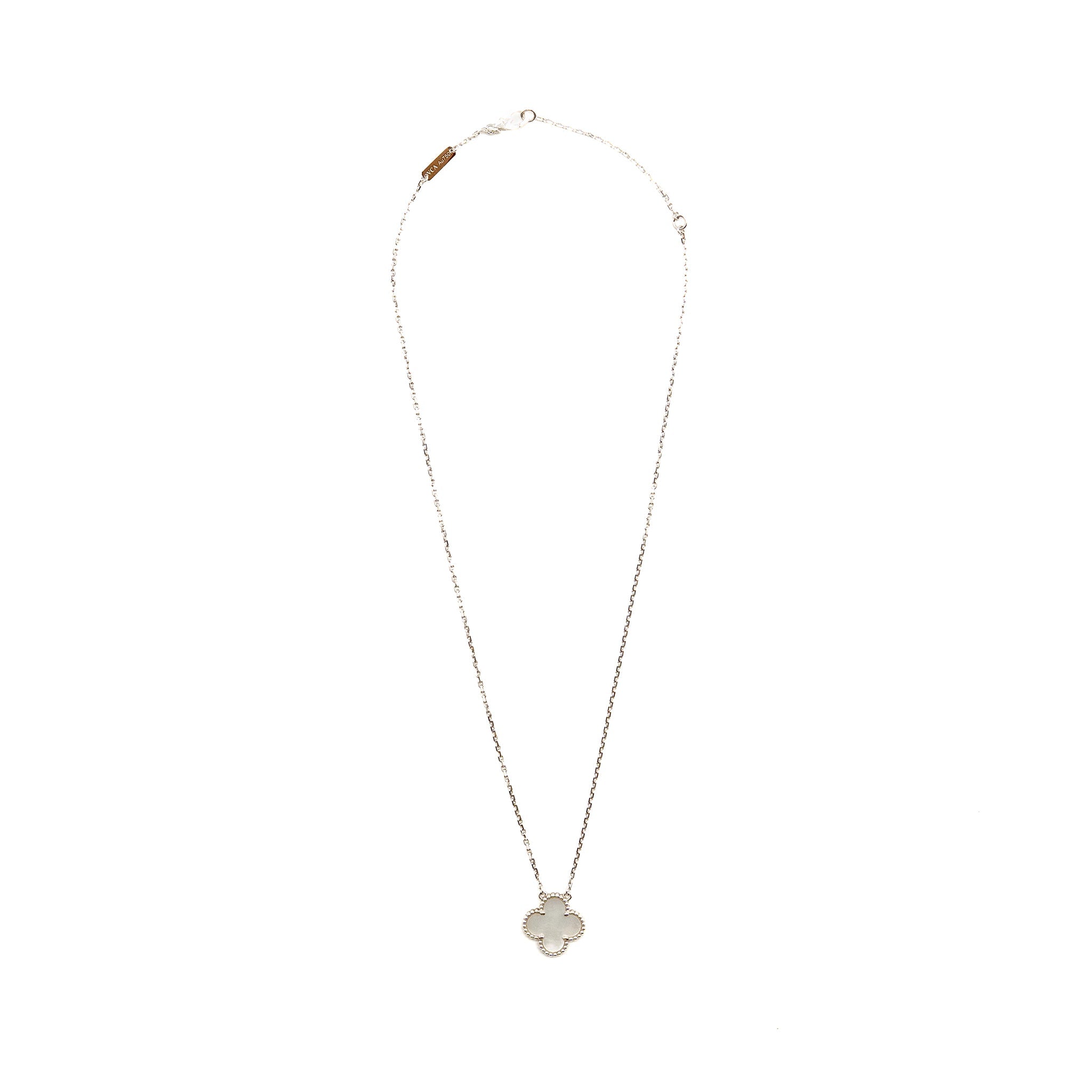 VAN CLEEF & ARPELS VINTAGE ALHAMBRA PENDANT, WHITE GOLD, WHITE MOTHER-OF-PEARL
