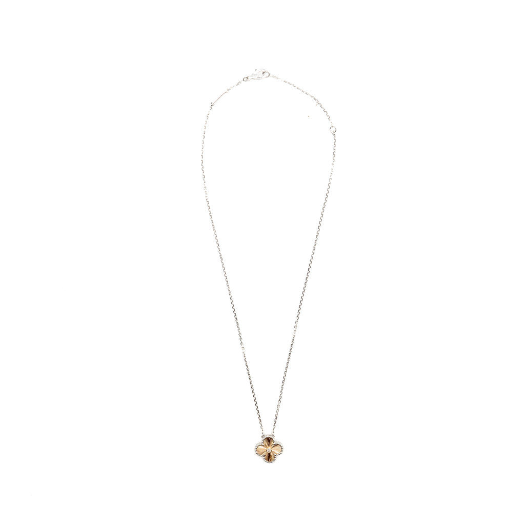 VAN CLEEF & ARPELS VINTAGE ALHAMBRA PENDANT WHITE GOLD, GUILLOCHE ROSE GOLD WITH DIAMOND