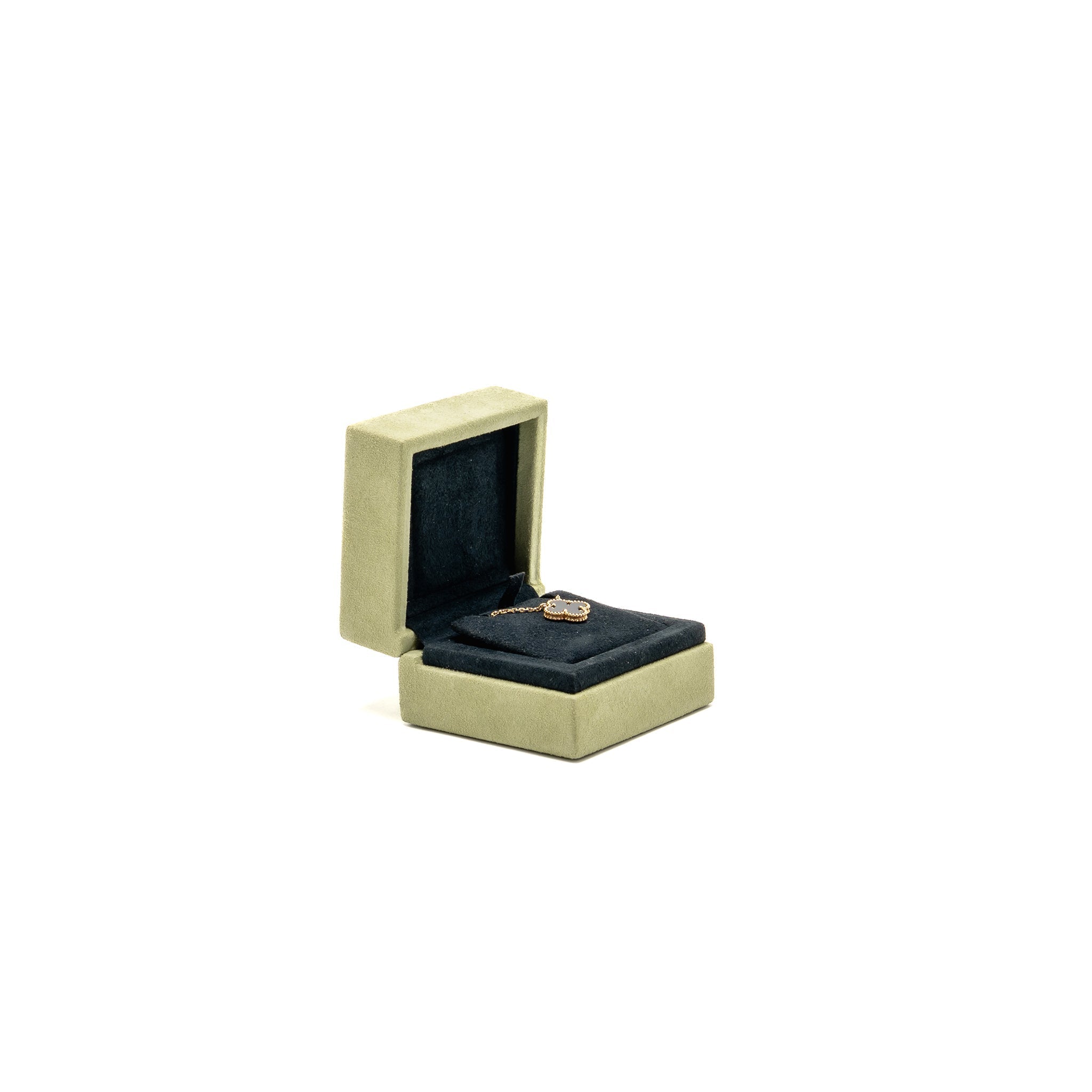 VAN CLEEF & ARPELS VINTAGE ALHAMBRA PENDANT YELLOW GOLD, ONYX
