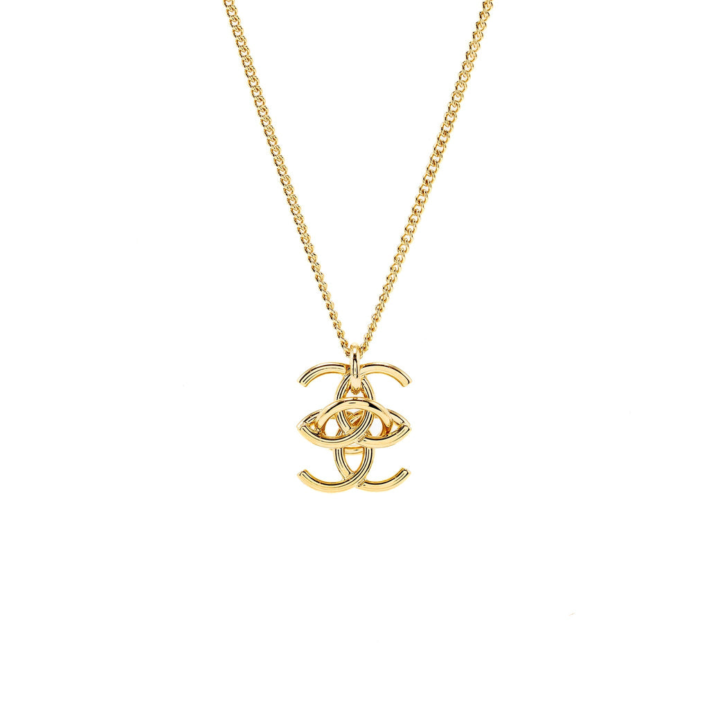 CHANEL 26A INTERLOCKING CC PENDANT NECKLACE GHW
