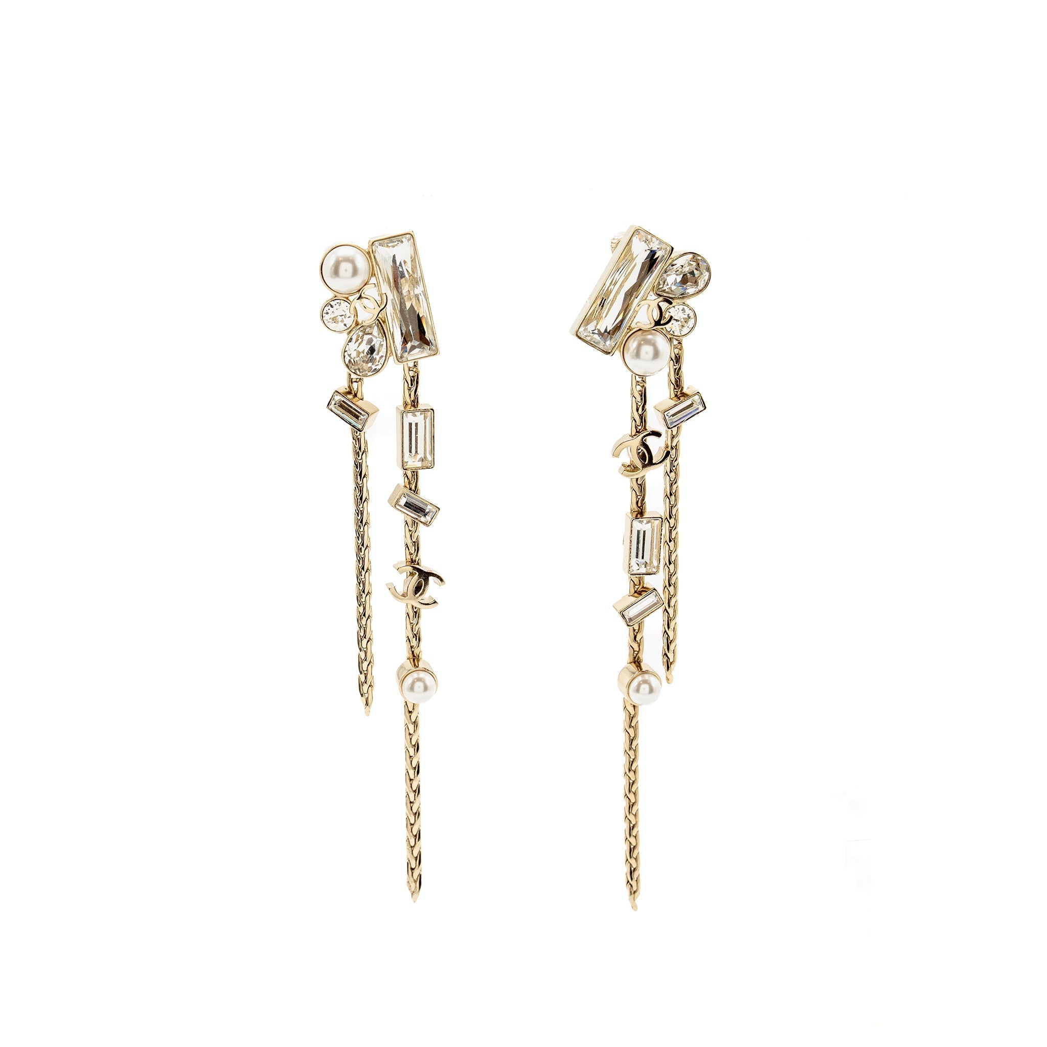 CHANEL GOLDEN LOOP EAR CLIPS LIGHT GOLD TONE