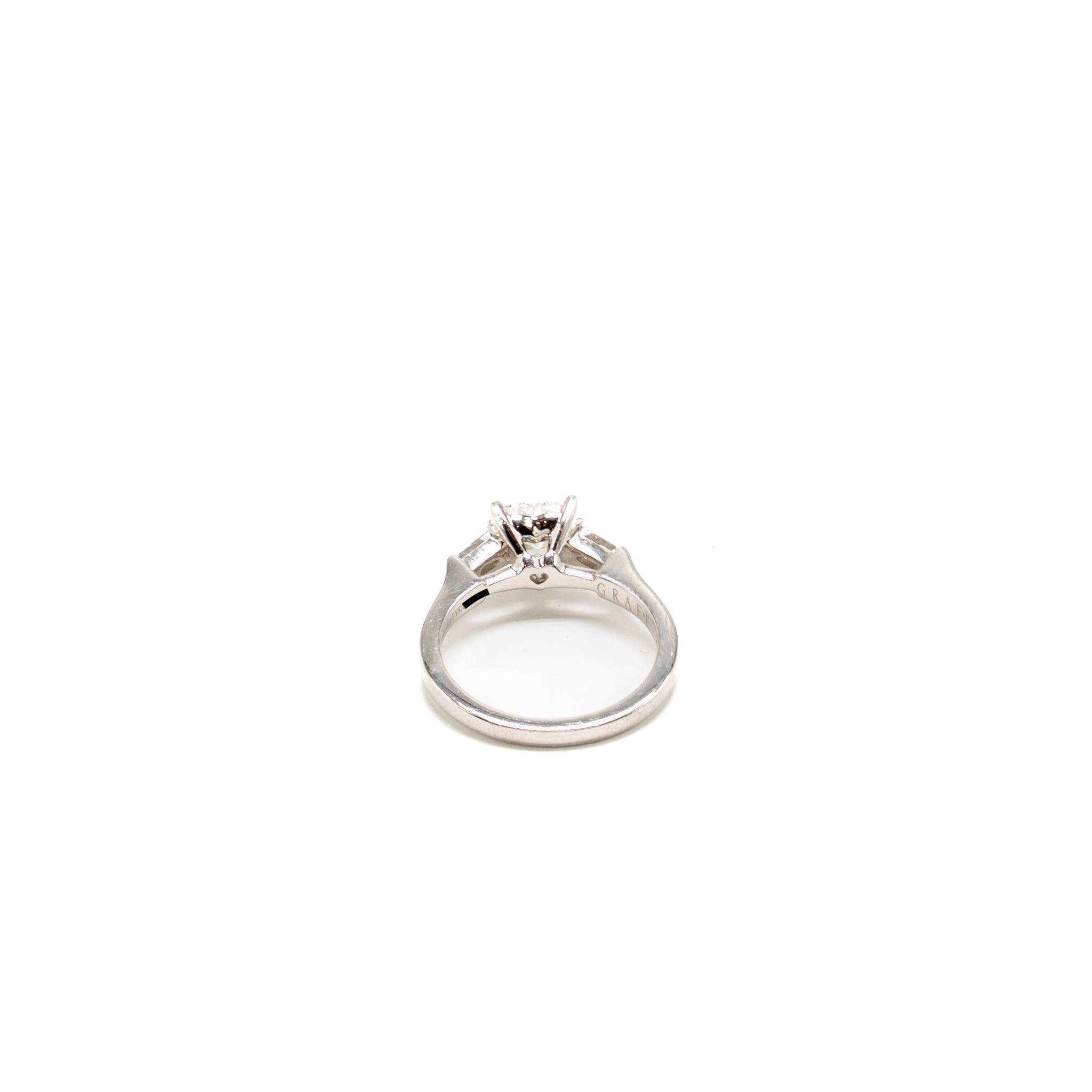 GRAFF PROMISE HEATER SHAPE DIAMOND ENGAGEMENT RING, 1.01 CARAT, E COLOR, VS1, PLATINUM