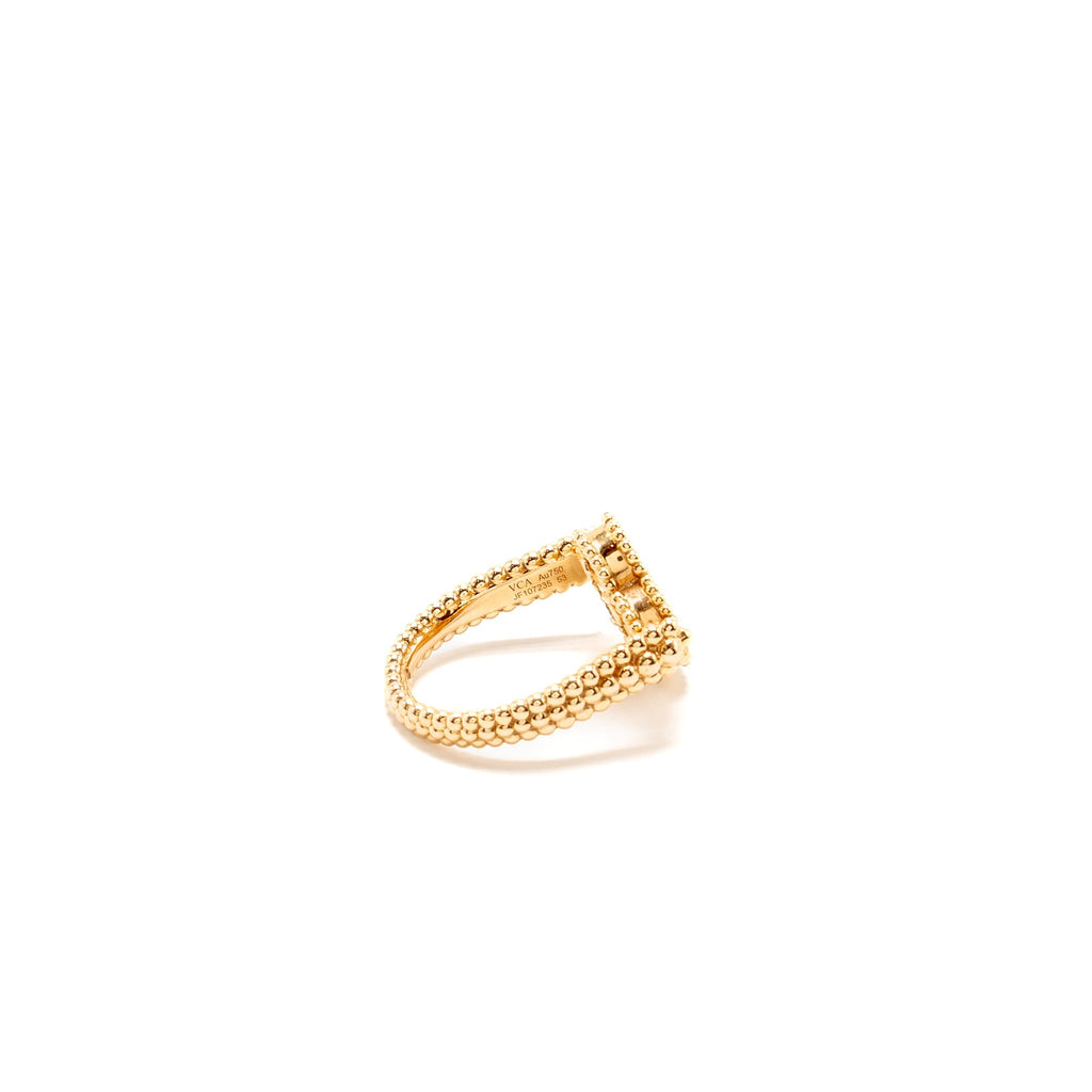 VAN CLEEF AND ARPELS VINTAGE ALHAMBRA REVERSIBLE RING 18K ROSE GOLD, CARNELIAN, DIAMOND
