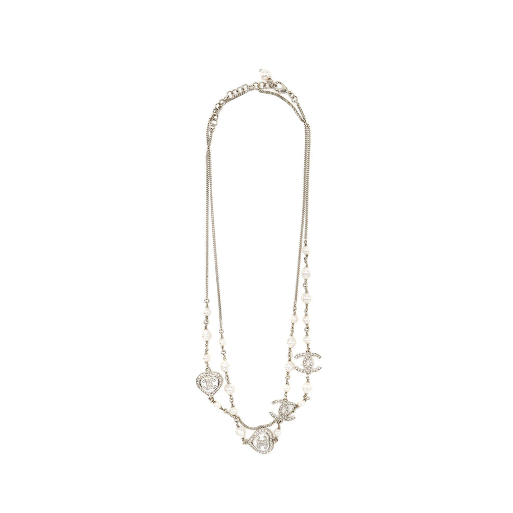 CHANEL CRYSTAL HEART SHAPE/PEARL LONG NECKLACE SILVER TONE