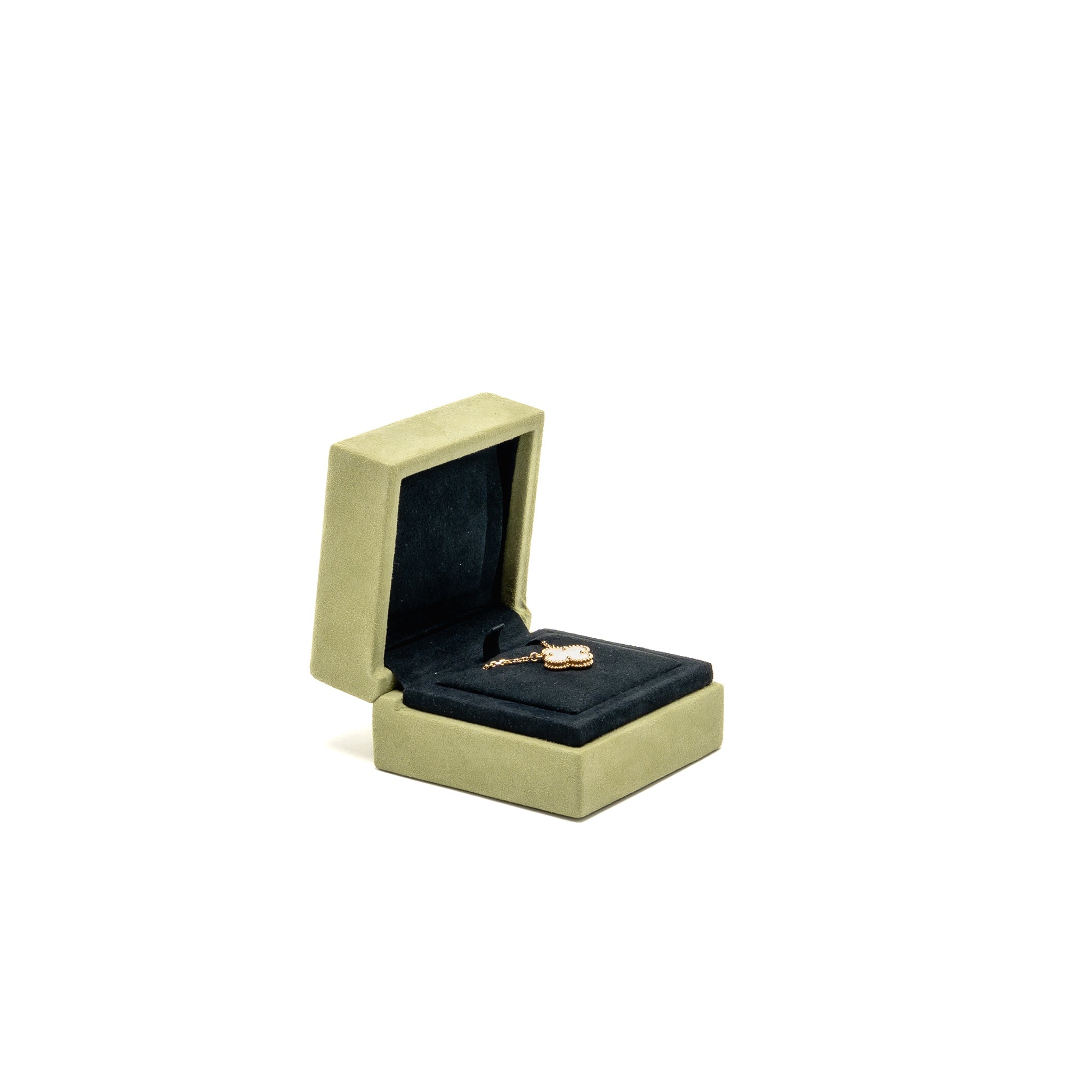 VAN CLEEF & ARPELS VINTAGE ALHAMBRA PENDANT WHITE MOTHER OF PEARL YELLOW GOLD