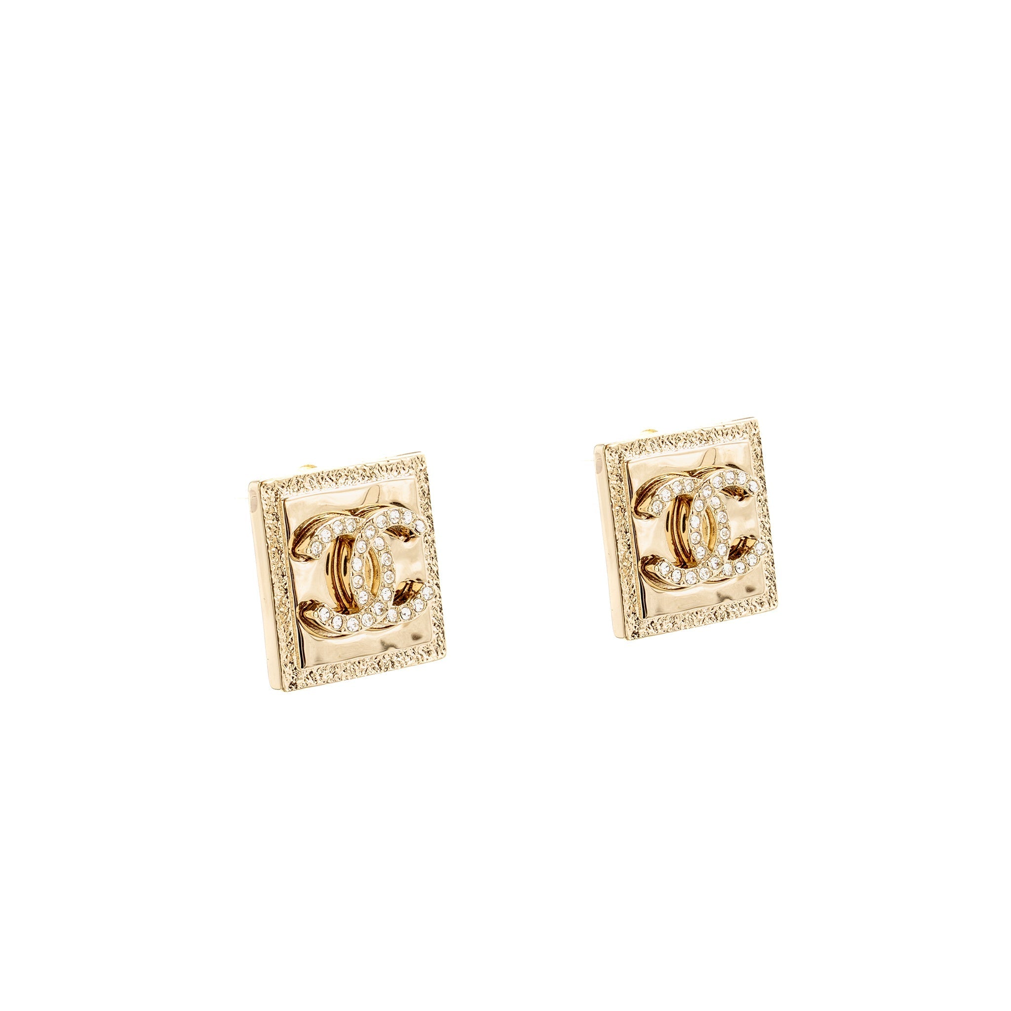 CHANEL SQUARE CC LOGO EARRINGS LIGHT GOLD TONE