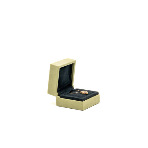 VAN CLEEF AND ARPELS VINTAGE ALHAMBRA PENDANT 18K YELLOW GOLD, TIGER EYE