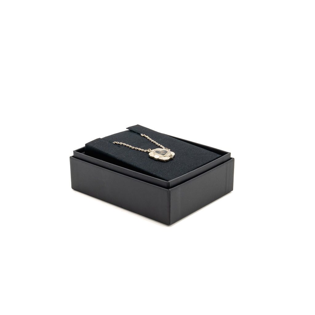 CHANEL 21A CC HEART NECKLACE CRYSTAL BLACK/WHITE LIGHT GOLD TONE