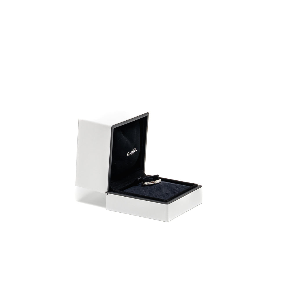 CHANEL COCO CRUSH RING MINI VERSION QUILTED MOTIF WHITE GOLD