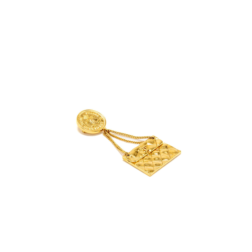 CHANEL VINTAGE CC FLAP BAG DROP COIN BROOCH GOLD TONE