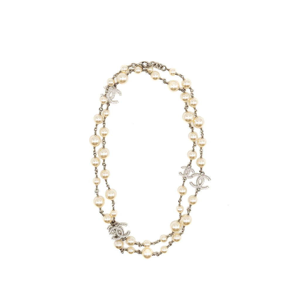 CHANEL CC AND PEARL LONG NECKLACE SILVER TONE