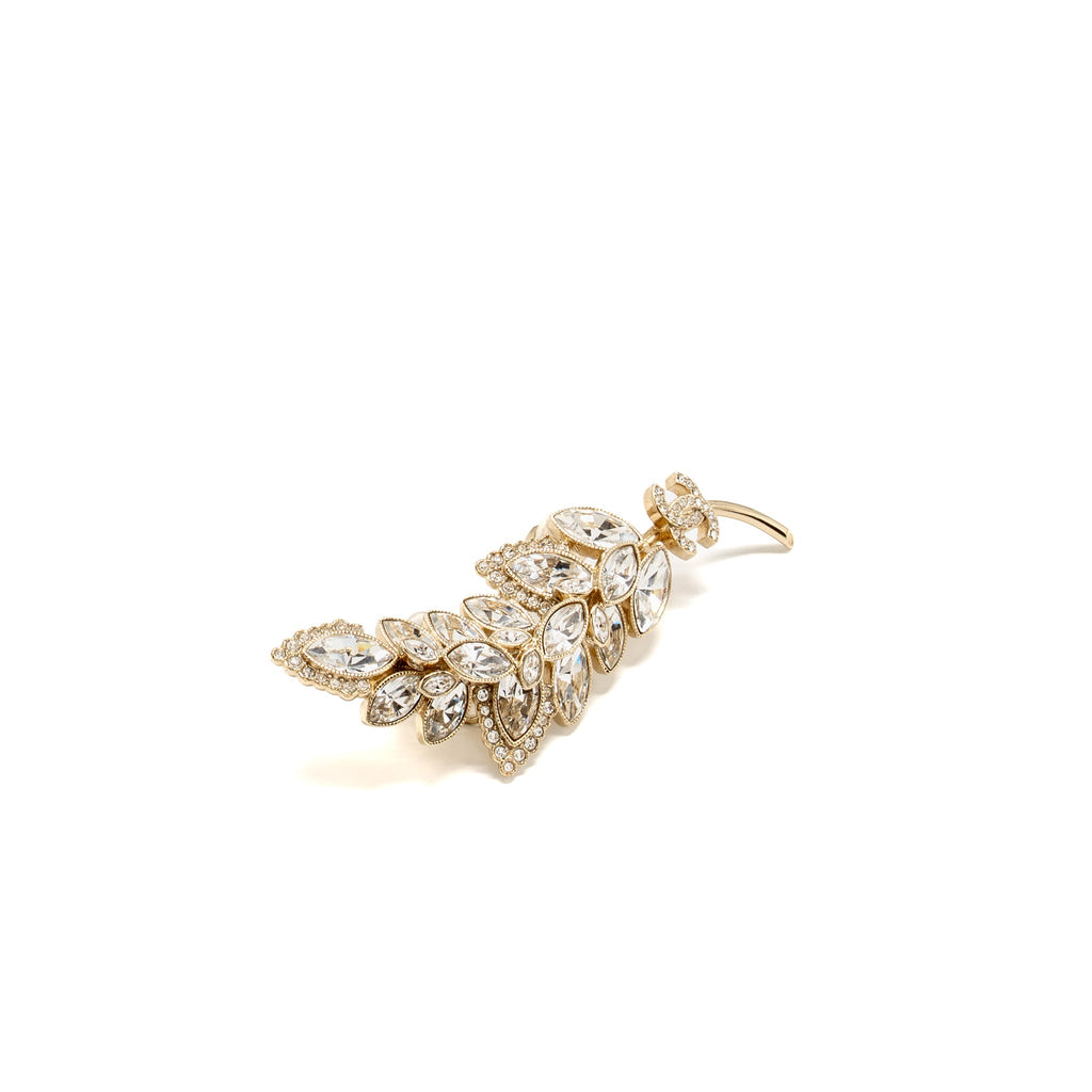 CHANEL CC LOGO CRYSTAL LEAF SINGLE EAR CLIPS LIGHT GOLD TONE
