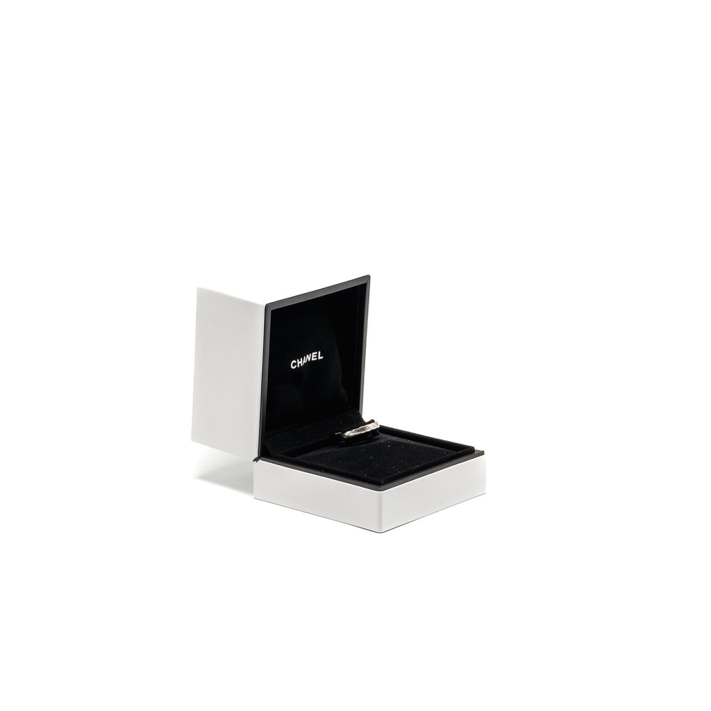 CHANEL COCO CRUSH RING MINI VERSION 18K WHITE GOLD