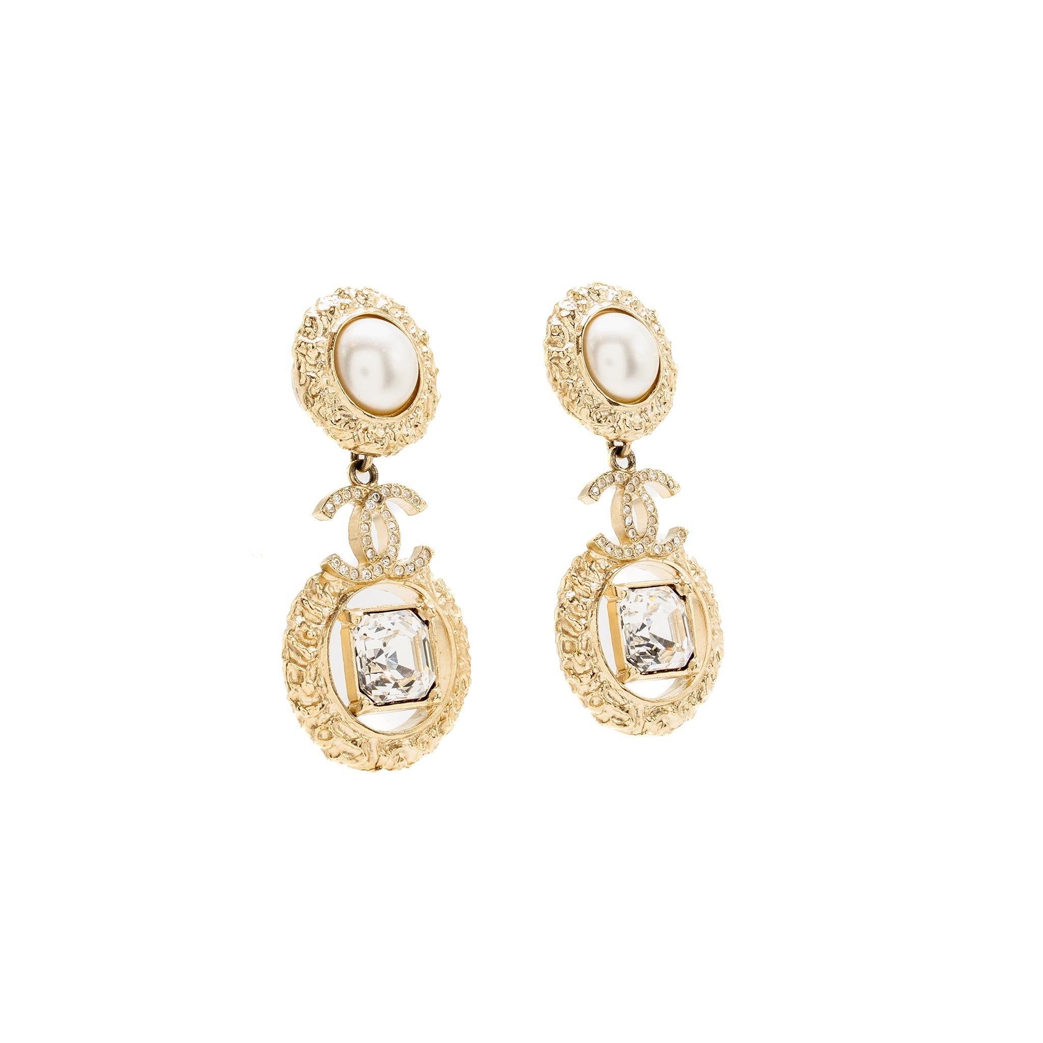 CHANEL CC DROP NECKLACE/CHOKER AND EARRINGS PEARL/CRYSTAL GOLD TONE (SELL IN SET)
