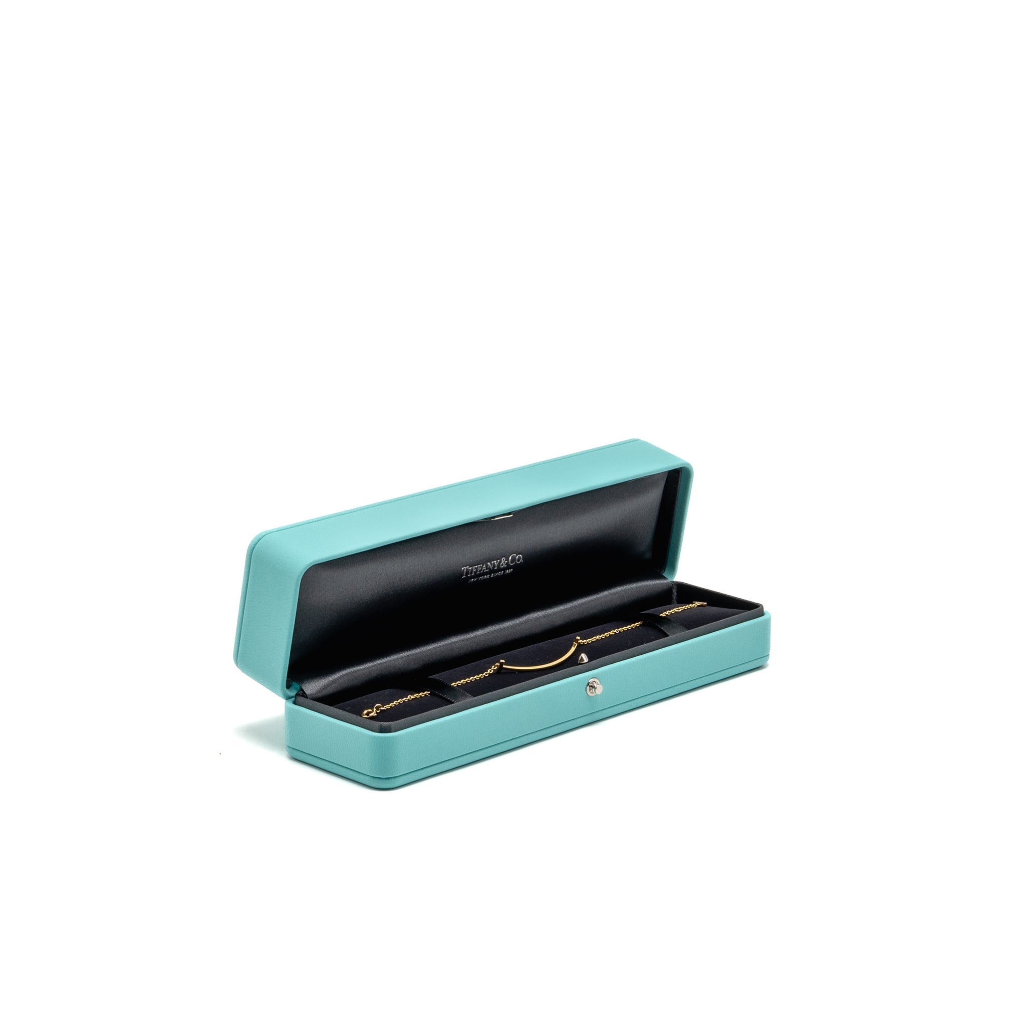 TIFFANY T SMILE BRACELET YELLOW GOLD