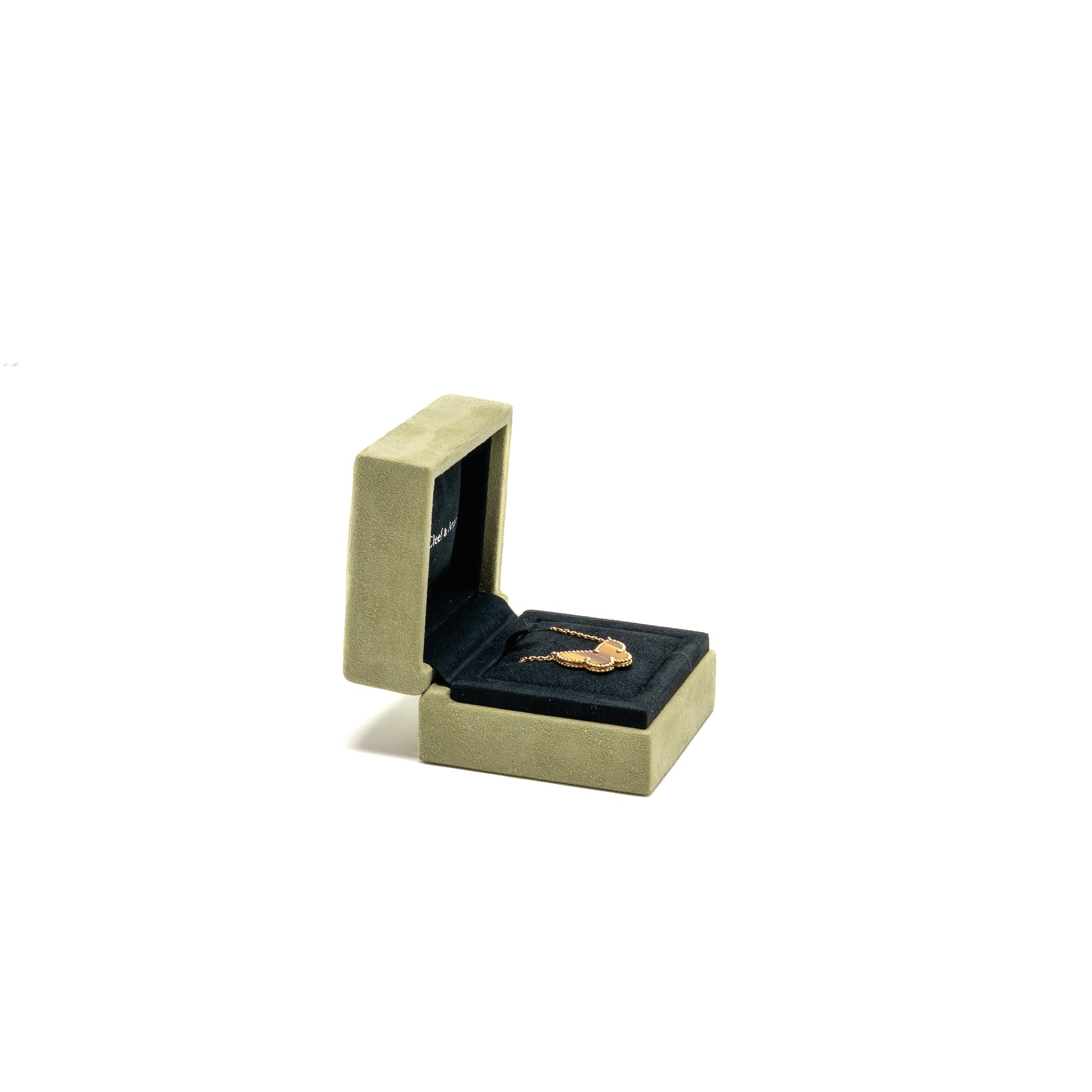 VAN CLEEF & ARPELS LUCKY ALHAMBRA BUTTERFLY PENDANT, YELLOW GOLD, TIGER’S EYE