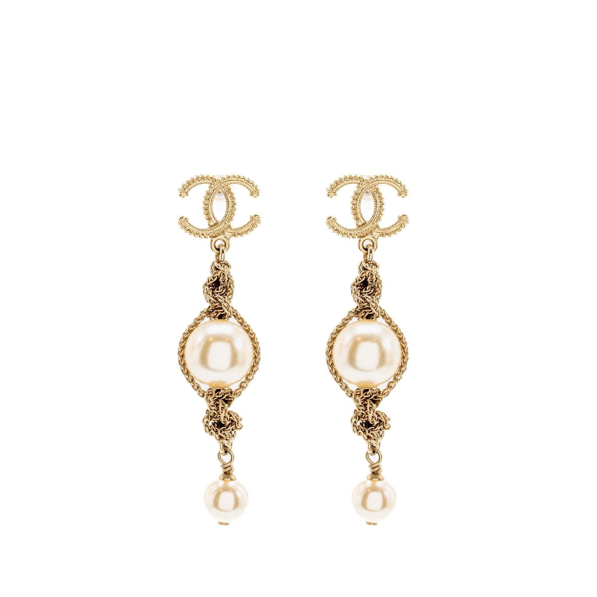 CHANEL CHAIN/PEARL DROPPED CC LOGO EARRINGS GOLD TONE