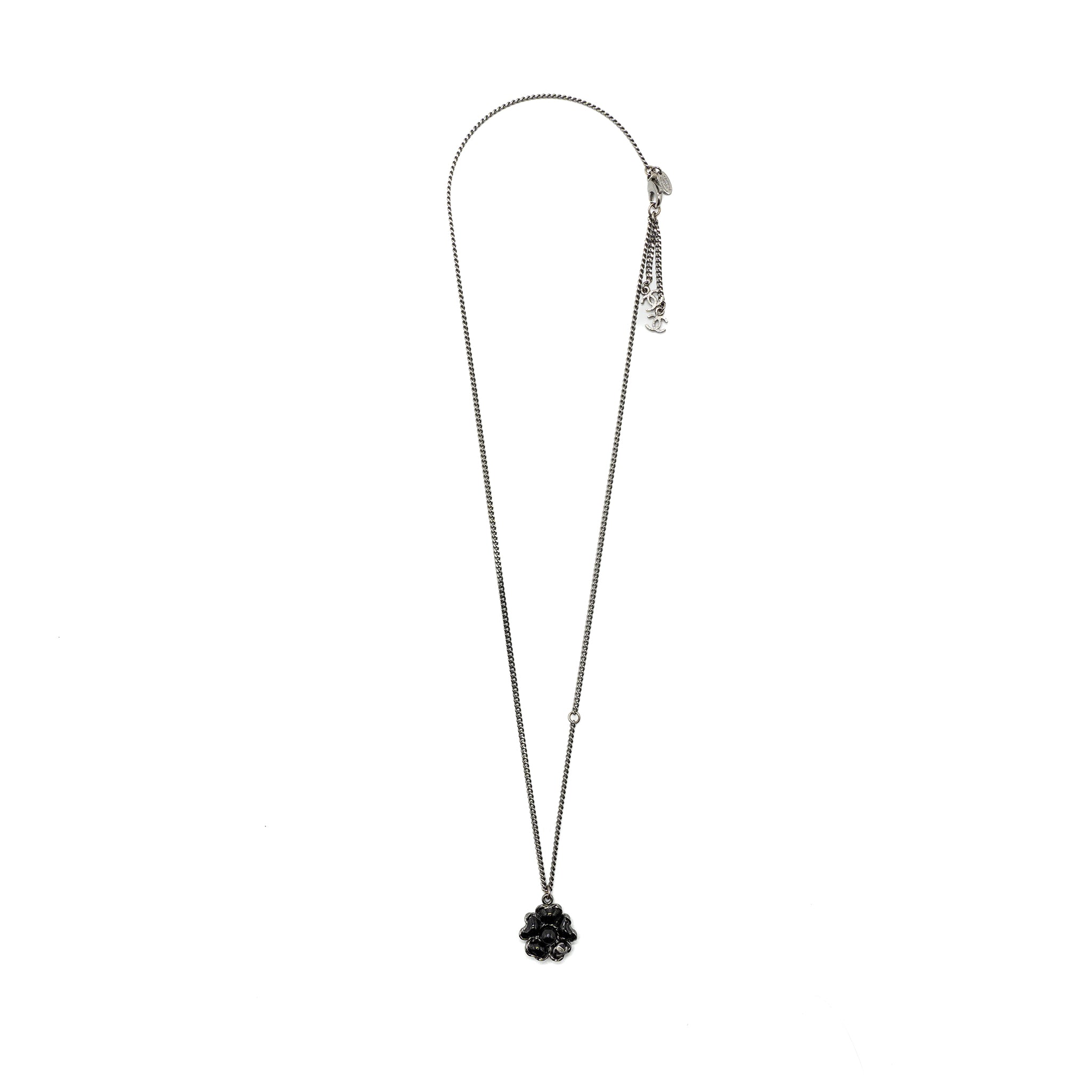 CHANEL FLOWER NECKLACE WITH CC LOGO BLACK RUTHENIUM HARDWARE
