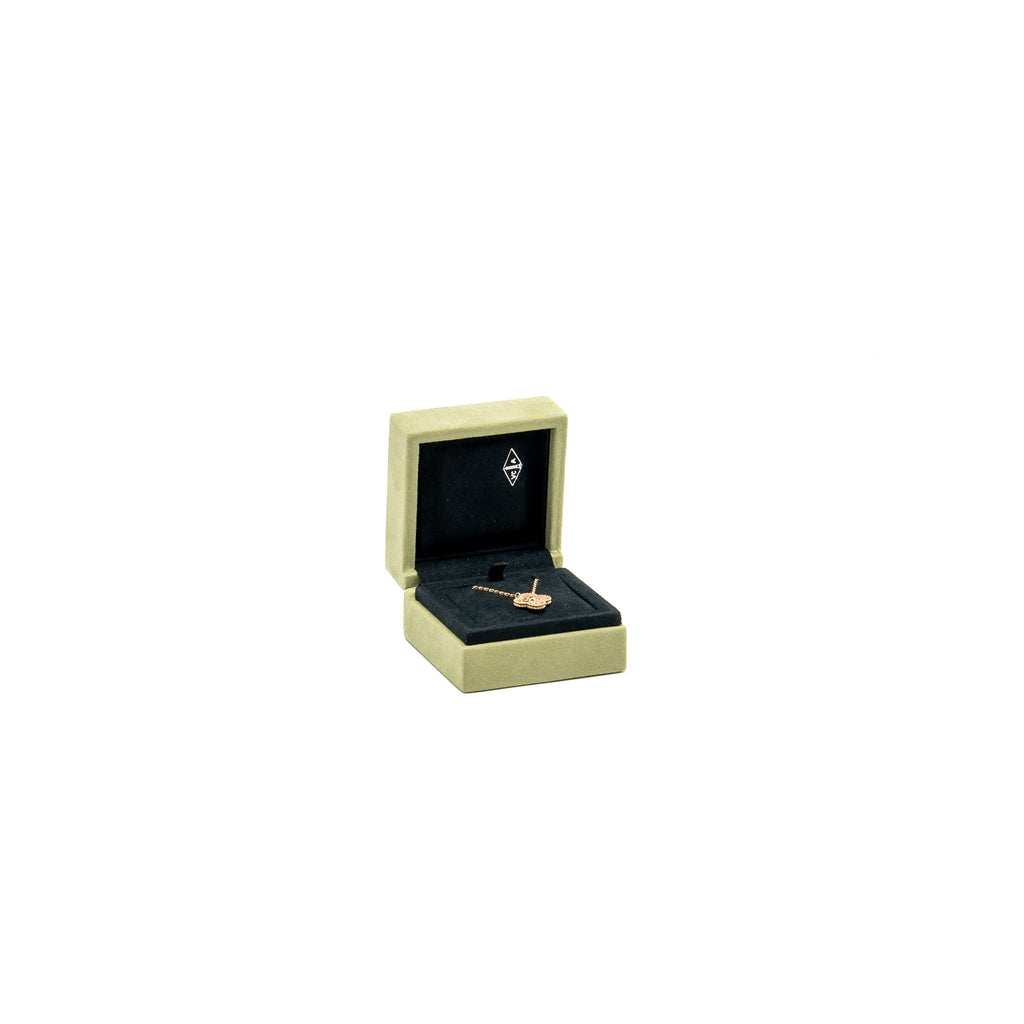 VAN CLEEF & ARPELS VINTAGE ALHAMBRA PENDANT ROSE GOLD