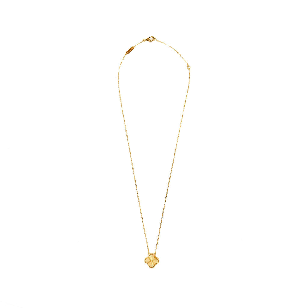 VAN CLEEF & ARPELS VINTAGE ALHAMBRA PENDANT YELLOW GOLD