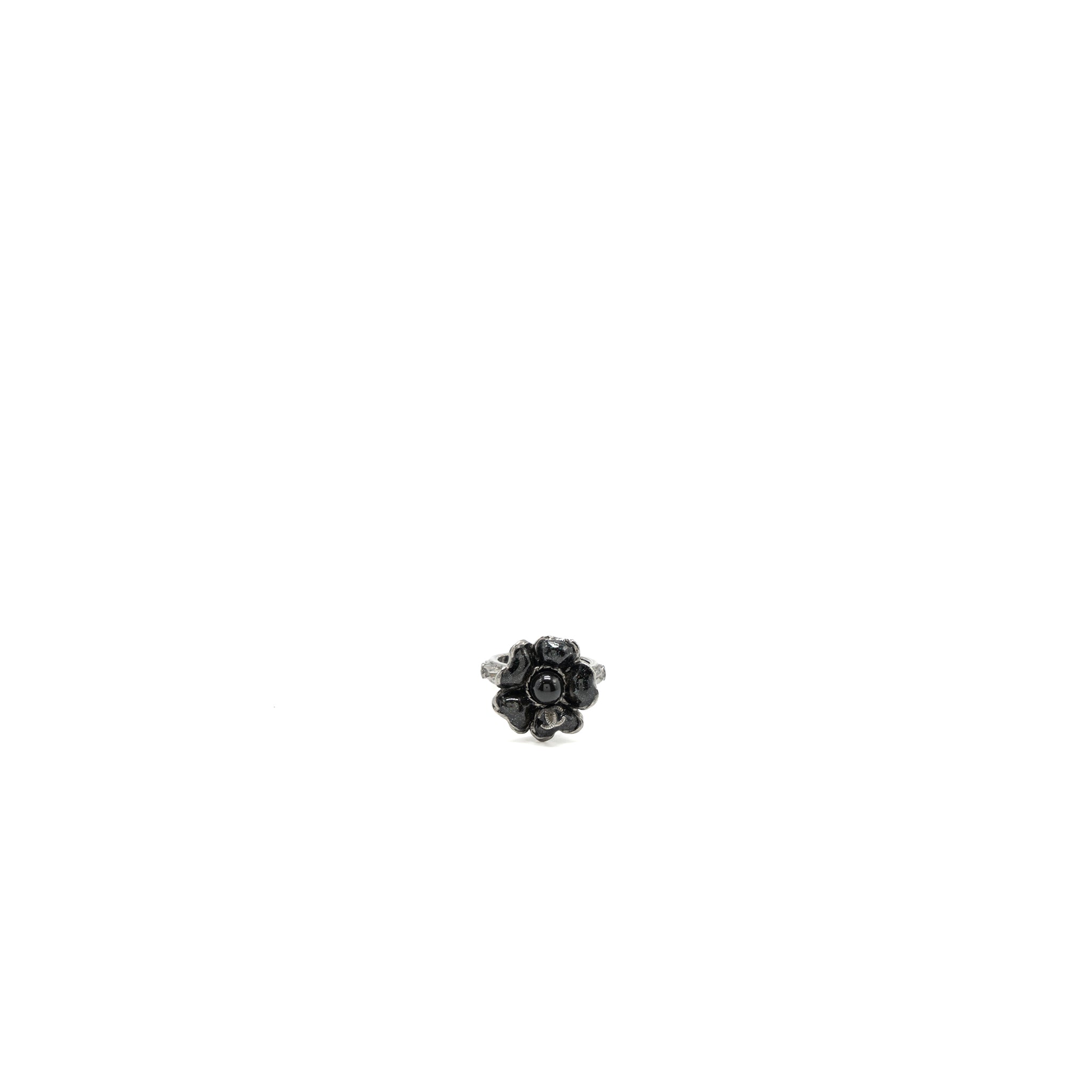 CHANEL FLOWER RING WITH CC LOGO BLACK RUTHENIUM HARDWARE