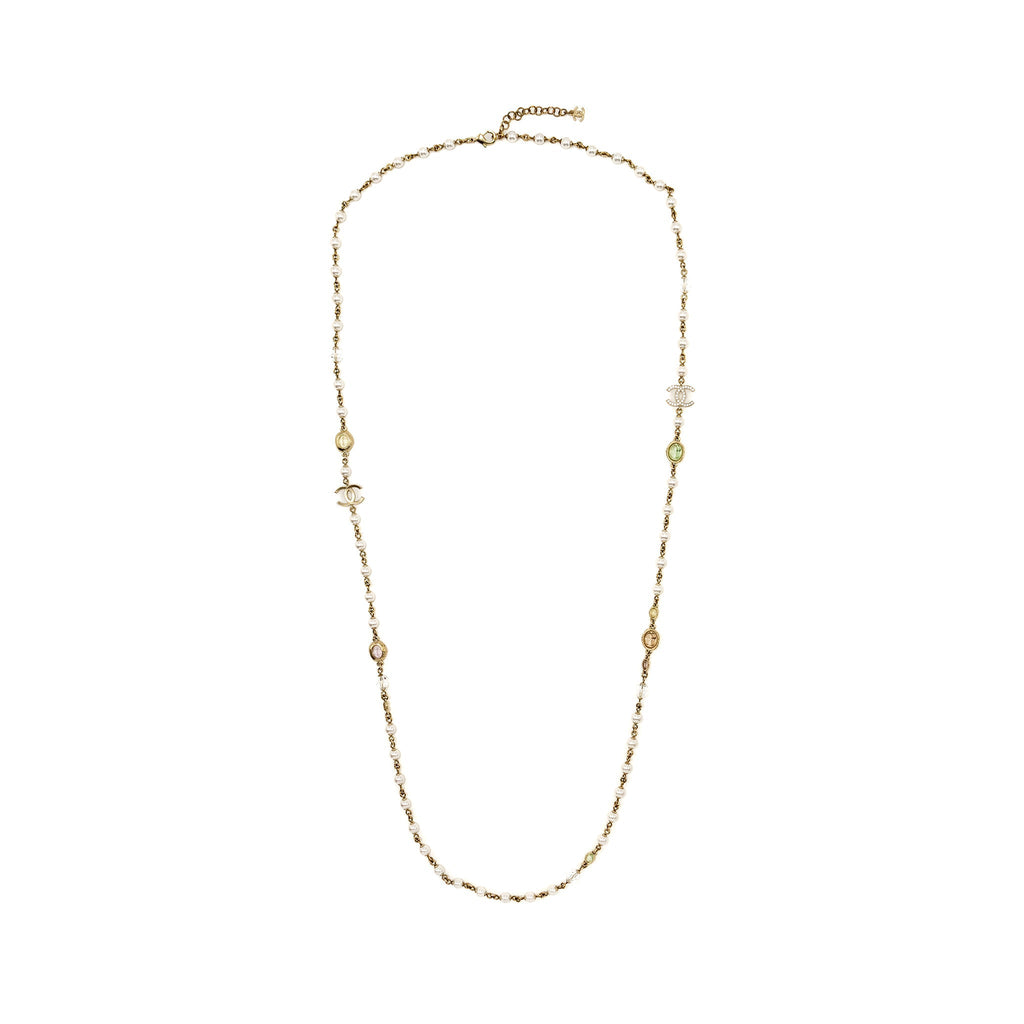 CHANEL CC LOGO/PEARL/CRYSTAL LONG NECKLACE LIGHT GOLD TONE