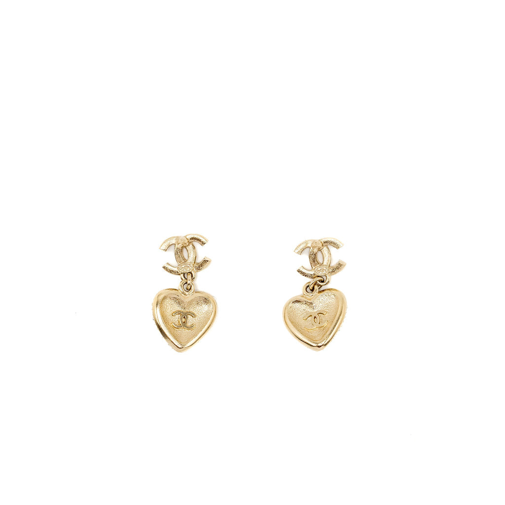 CHANEL HEART DROP CC LOGO EARRINGS CRYSTAL LIGHT GOLD TONE