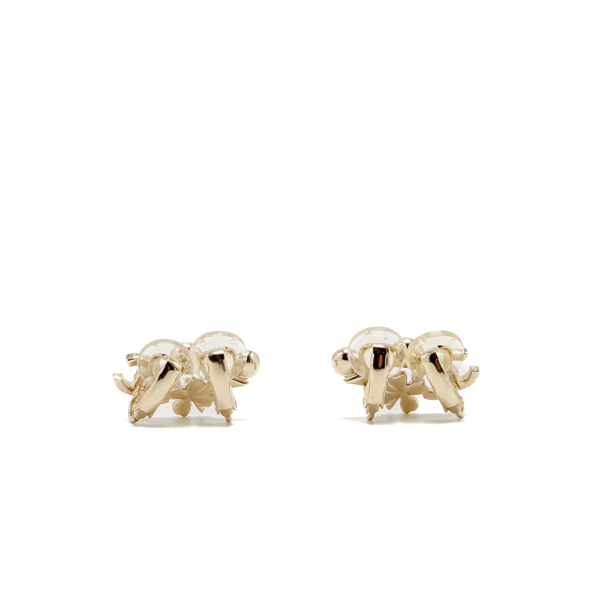 CHANEL CC LOGO FLOWER EAR CLIPS CRYSTAL/PEARL LIGHT GOLD TONE