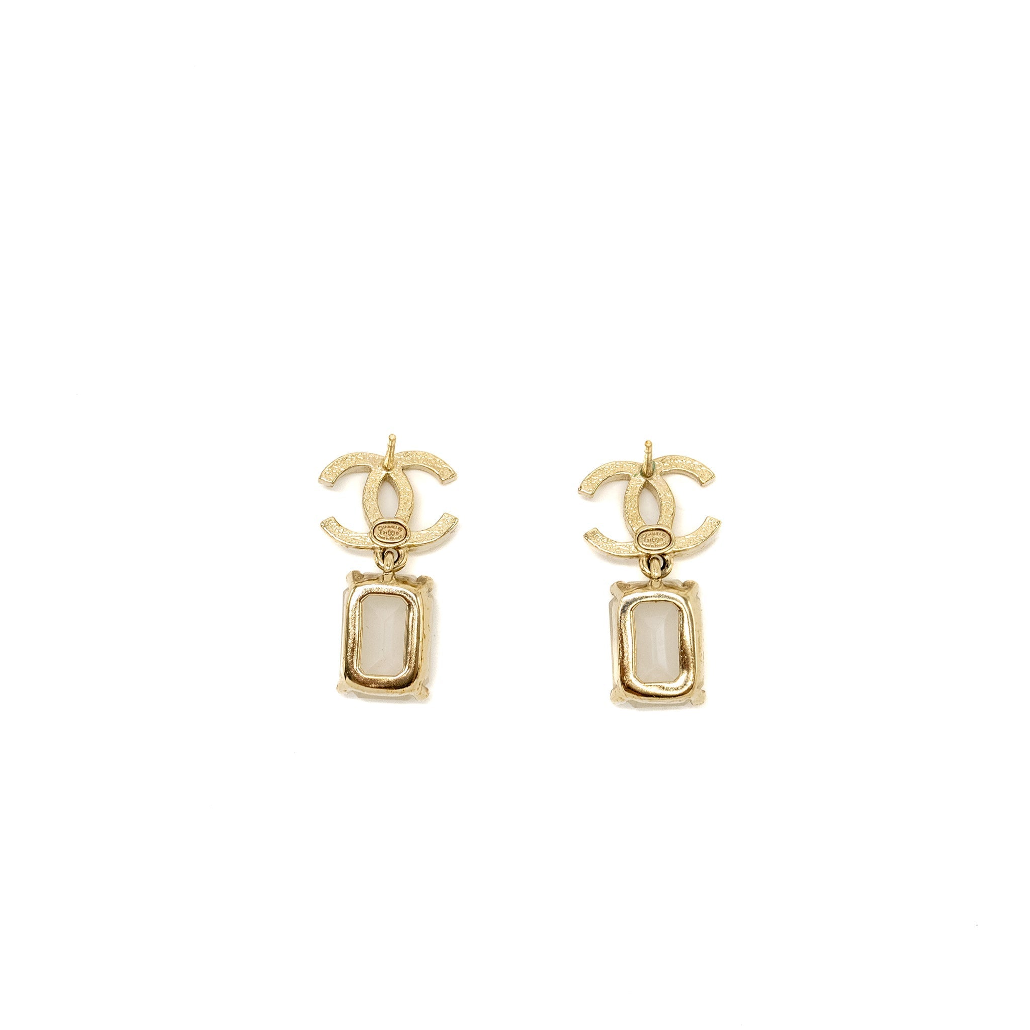 CHANEL CC LOGO SQUARE DROP EARRINGS WITH CRYSTAL LIGHT GOLD TONE