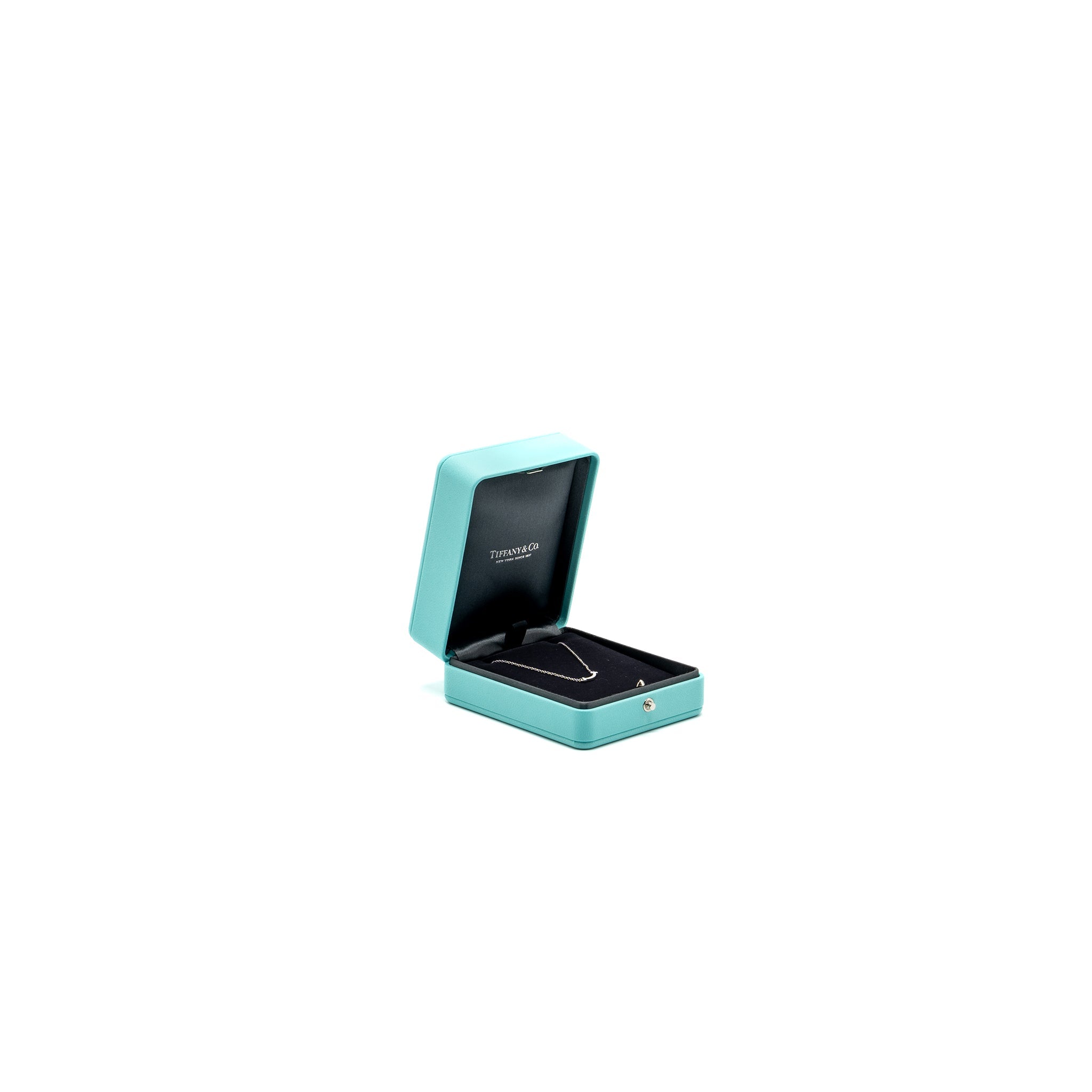 TIFFANY T SMILE PENDANT WHITE GOLD