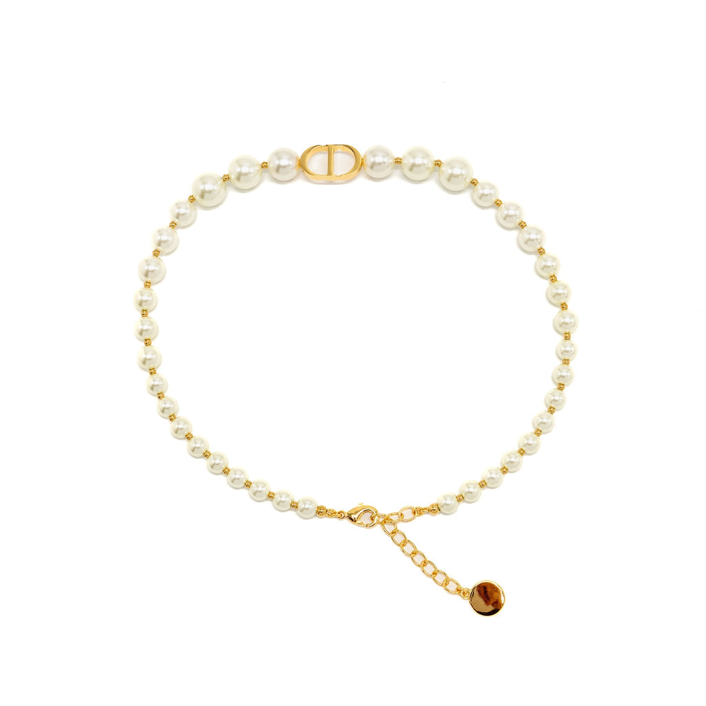 DIOR 30 MONTAIGNE SHORT PEARL NECKLACE GOLD TONE