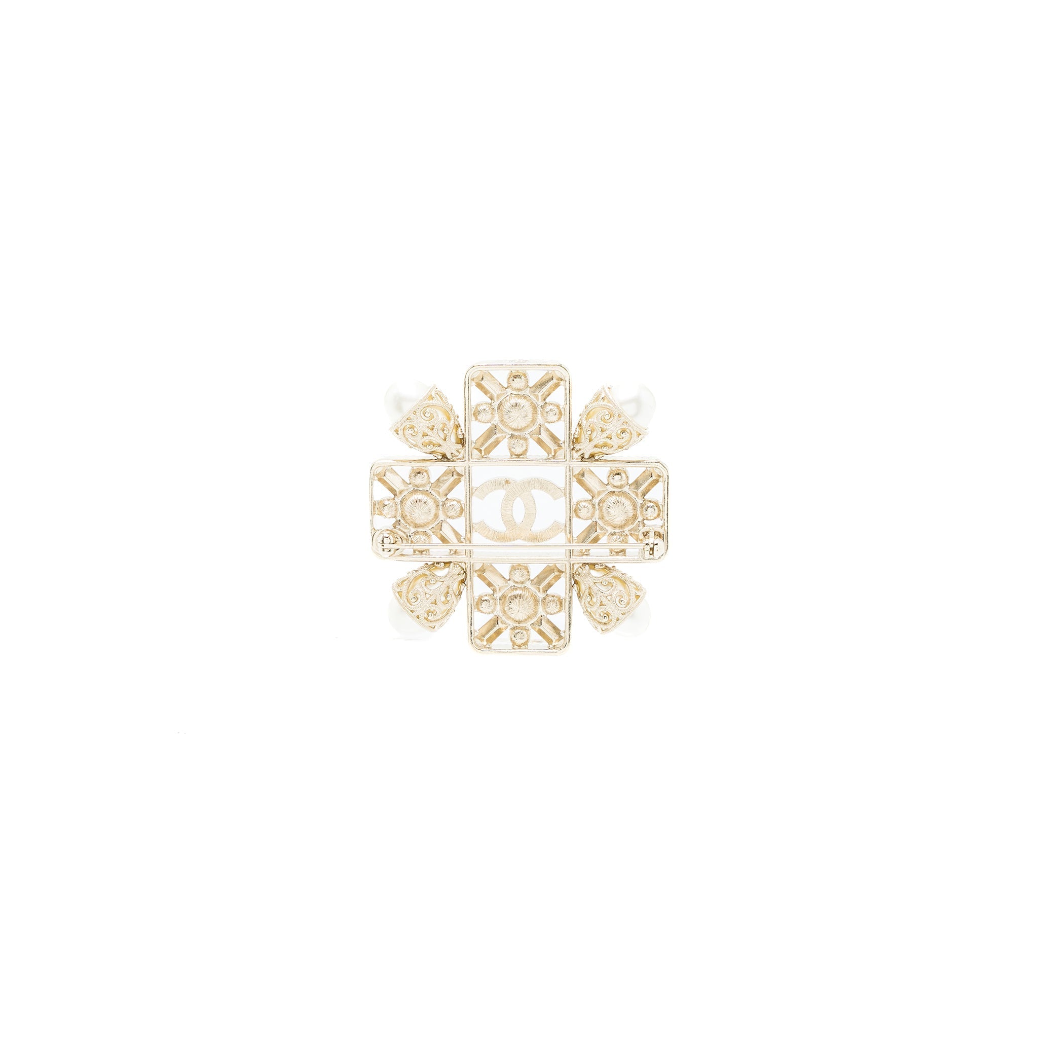 CHANEL CC LOGO SQUARE BROOCH WITH PEARL / CRYSTAL LGHW