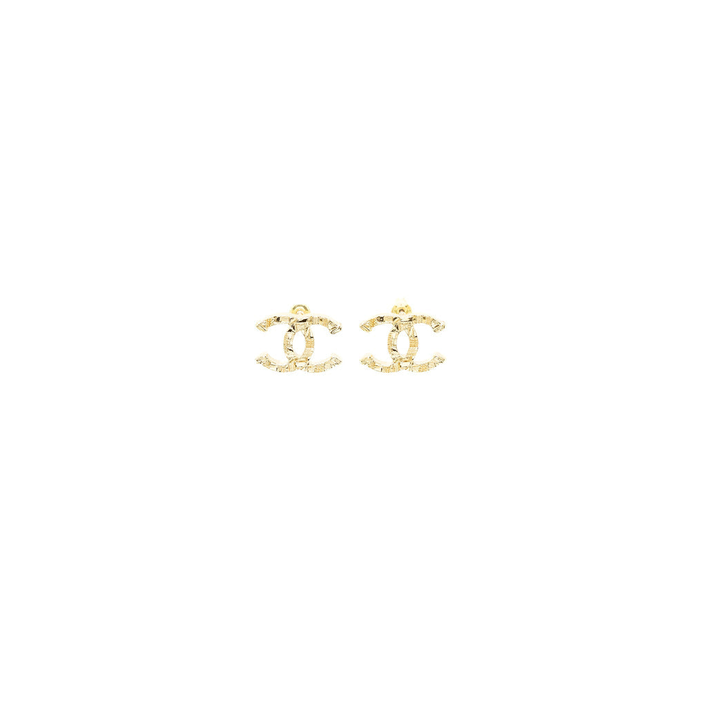 CHANEL CC LOGO EARRINGS LGHW