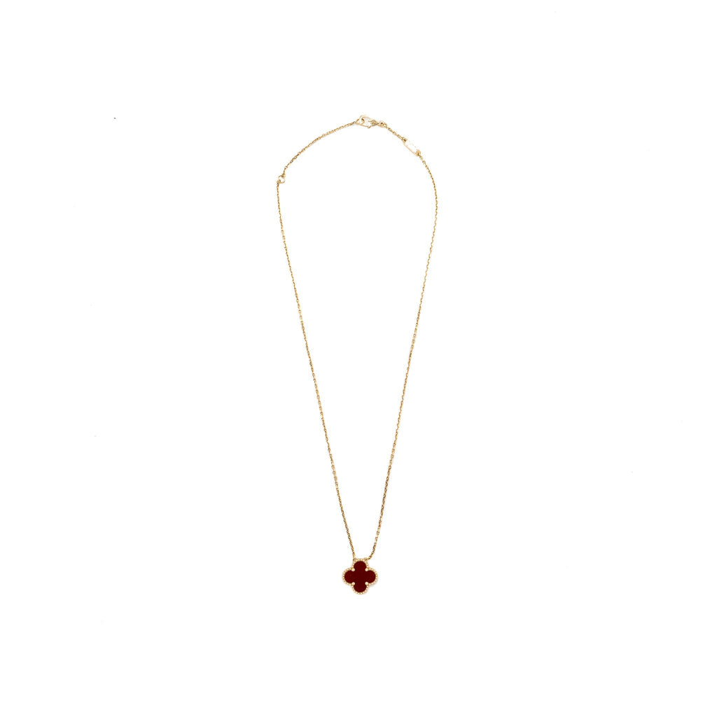 VAN CLEEF & ARPELS VINTAGE ALHAMBRA PENDANT CARNELIAN YELLOW GOLD