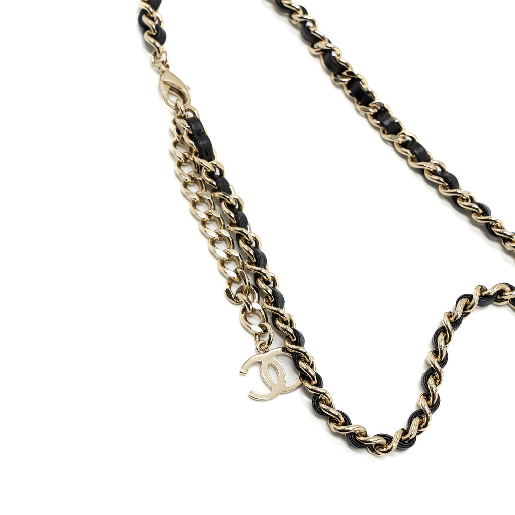 CHANEL 21A LONG NECKLACE CARD HOLDER LEATHER CHAIN WHITE LGHW