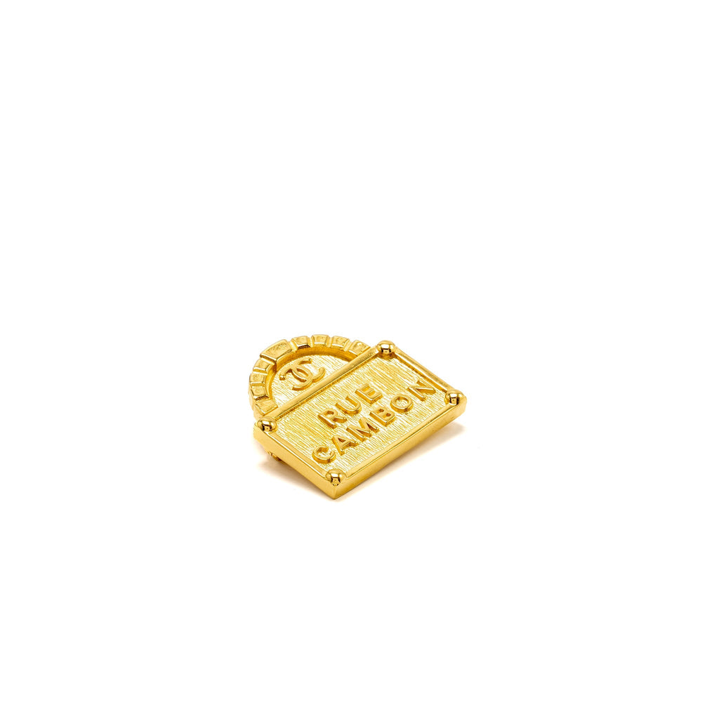 CHANEL RUE CAMBON/ CC LOGO BROOCH GOLD TONE