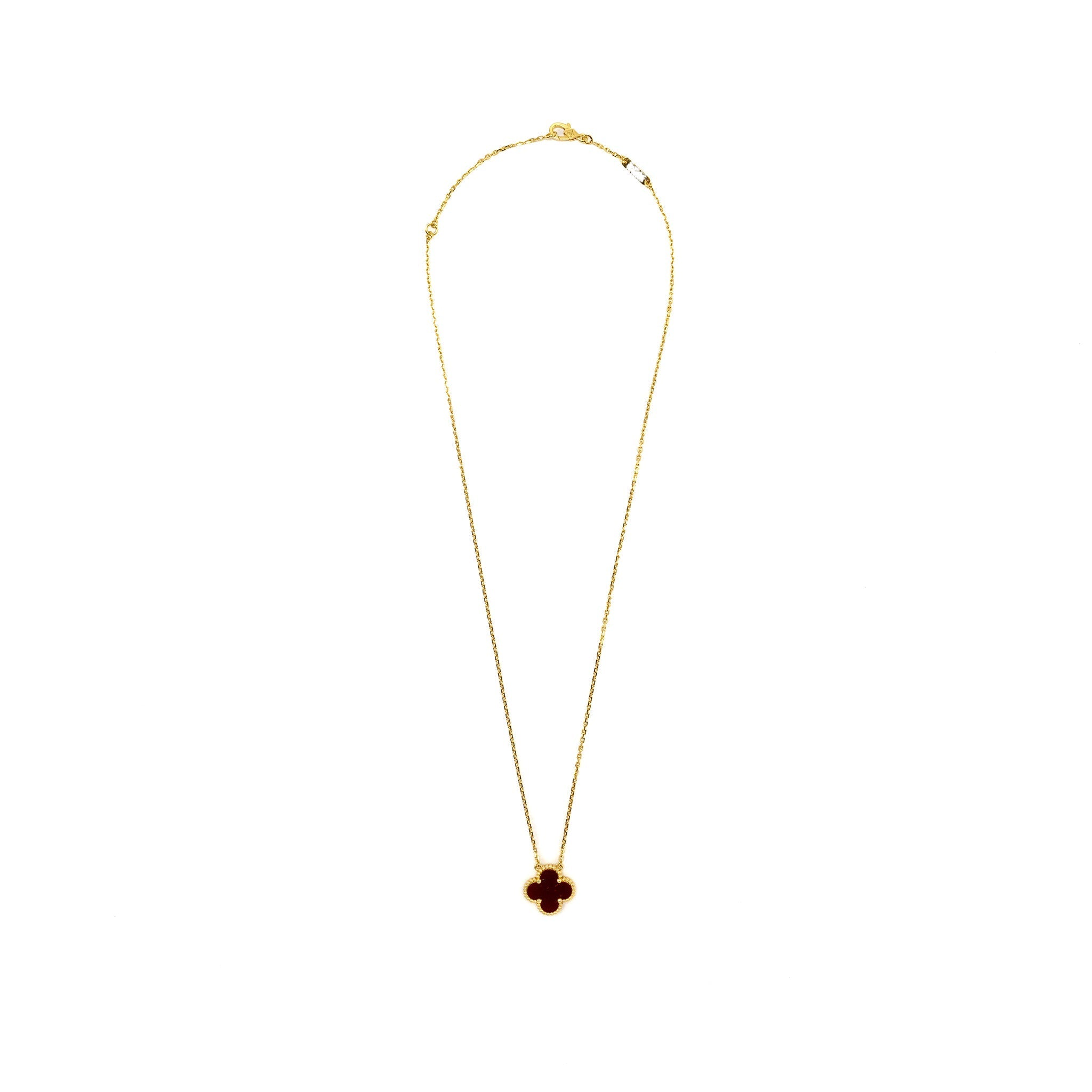 VAN CLEEF AND ARPELS VINTAGE ALHAMBRA PENDANT CARNELIAN / 18K YELLOW GOLD
