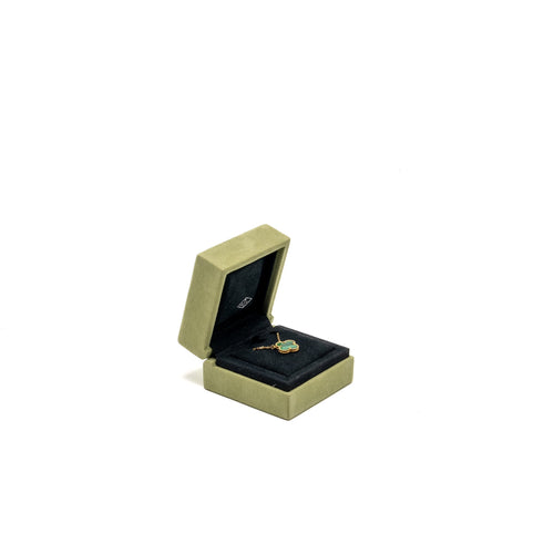 VAN CLEEF & ARPELS VINTAGE ALHAMBRA PENDANT MALACHITE YELLOW GOLD
