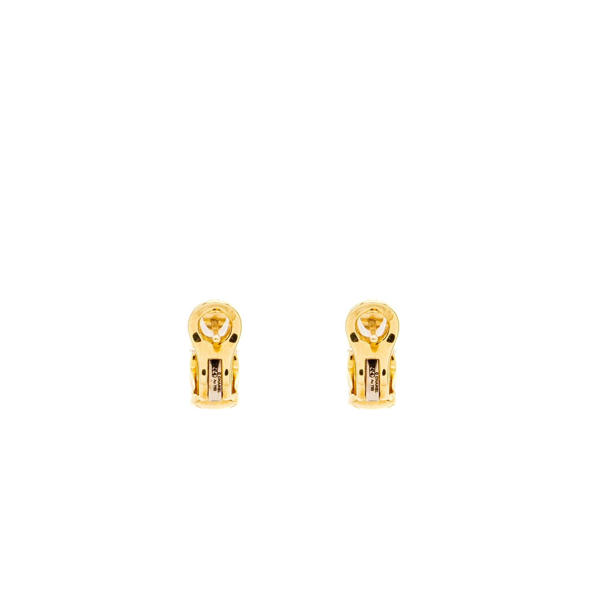 CHANEL COCO CRUSH EARRINGS QUILTED MOTIF, 18K YELLOW GOLD