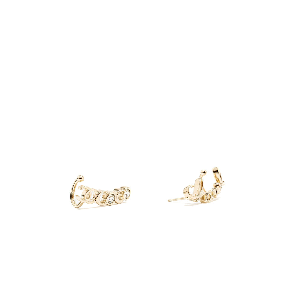 CHANEL COCO CHANEL LETTER EARRINGS LIGHT GOLD TONE
