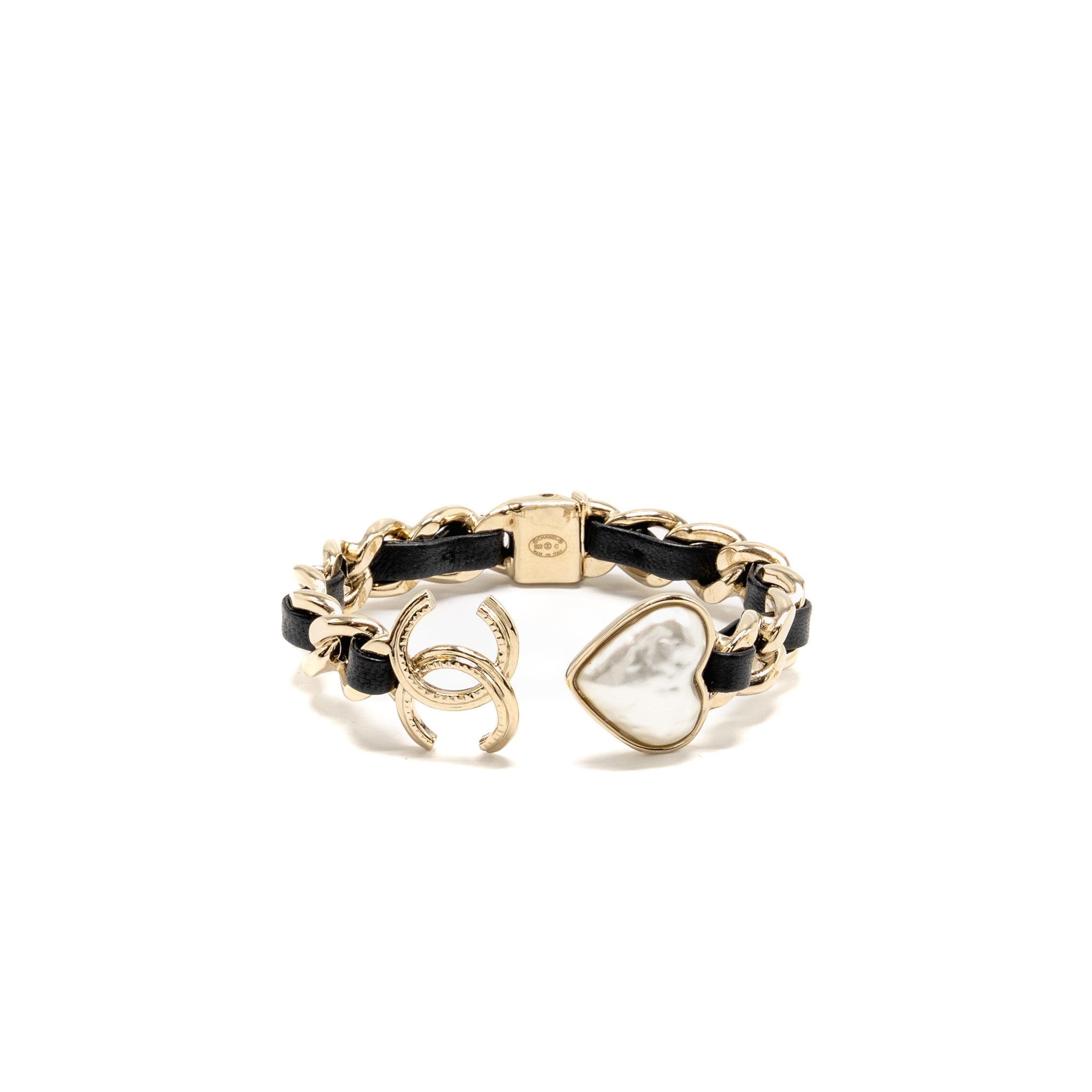 CHANEL CC HEART CUFF BRACELET PEARL/LEATHER LIGHT GOLD TONE