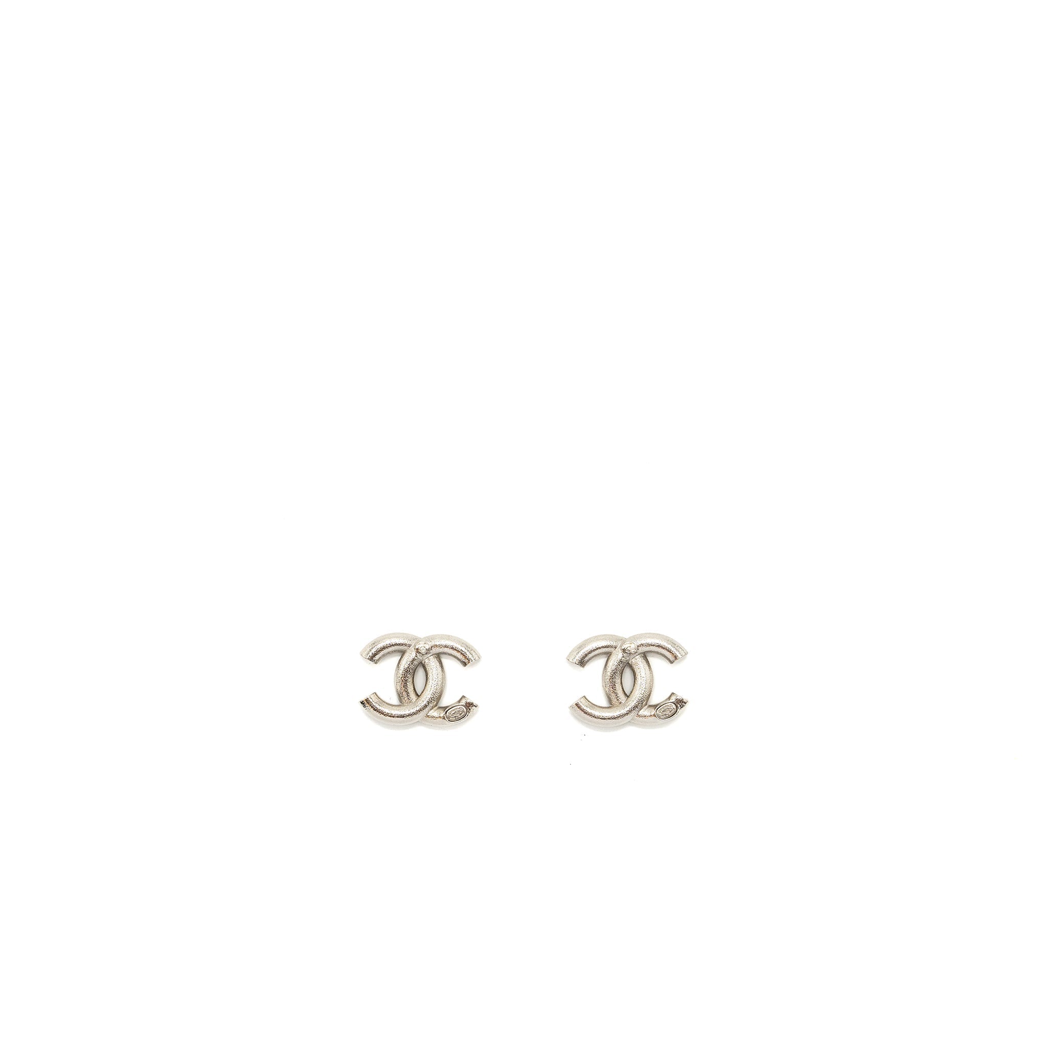 CHANEL CC LOGO EARRINGS CRYSTAL SILVER TONE
