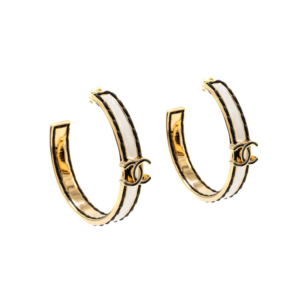 CHANEL ENAMEL MINI CC LOGO HOOP EARRINGS LIGHT GOLD TONE
