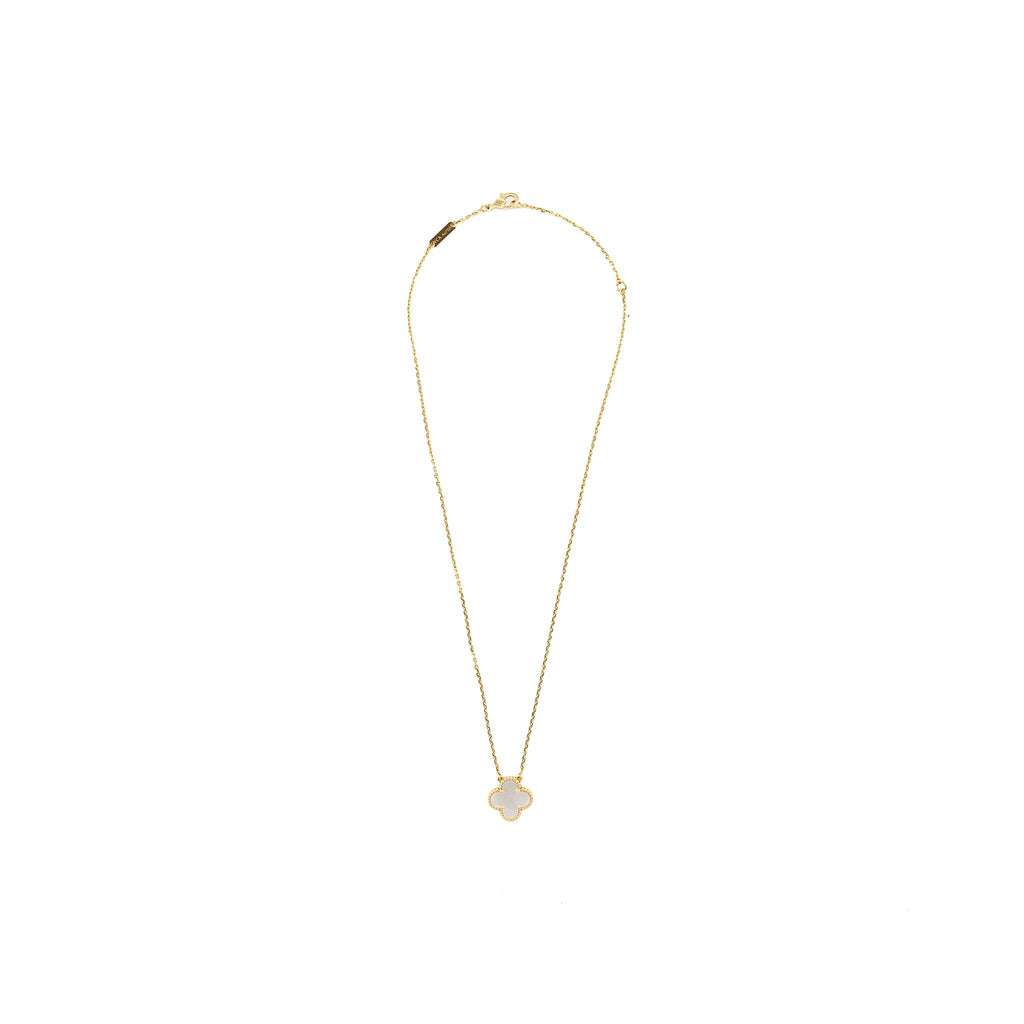 VAN CLEEF & ARPELS VINTAGE ALHAMBRA PENDANT WHITE MOTHER OF PEARL YELLOW GOLD